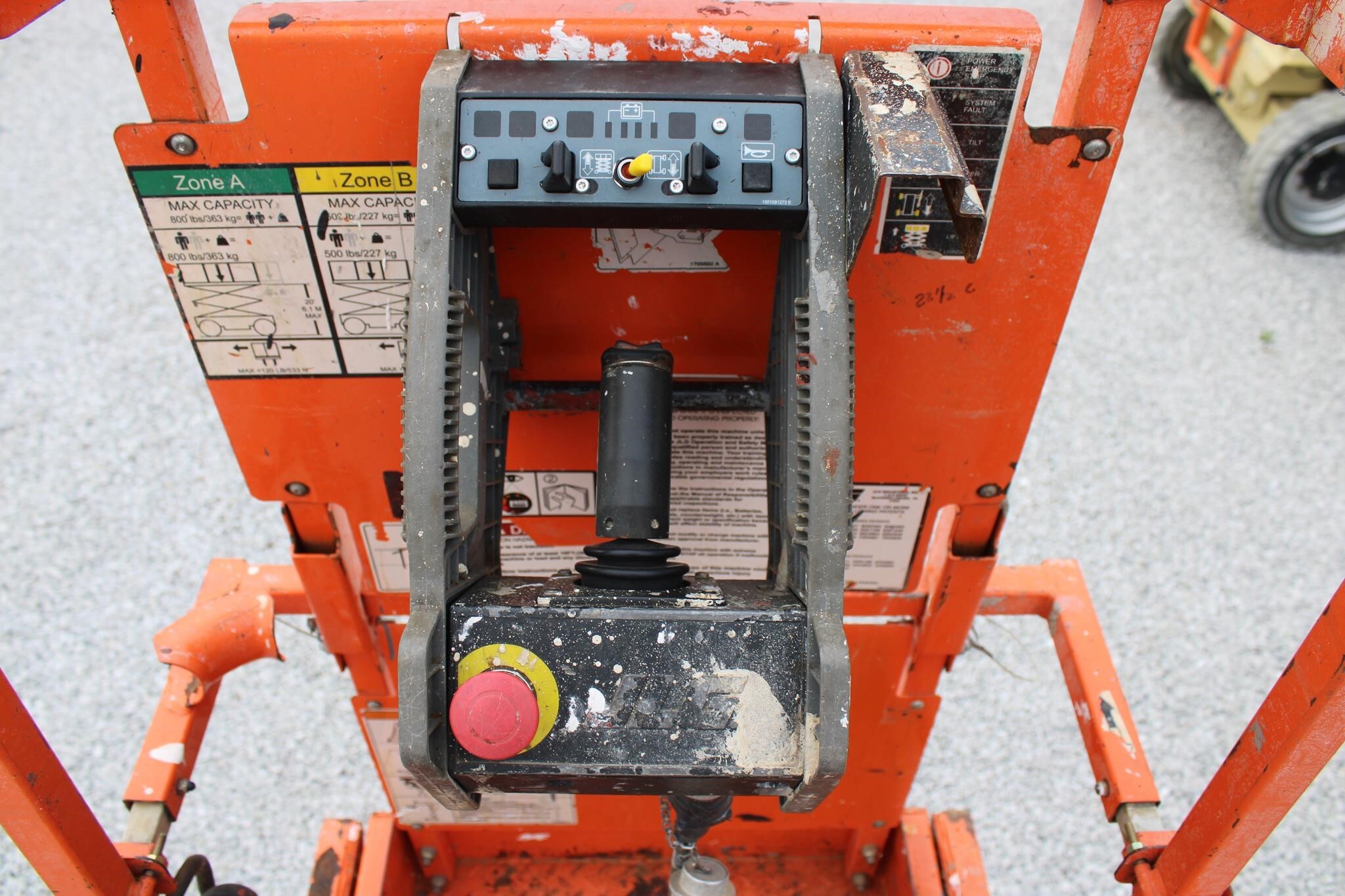 Generation-JLG 2632 Scissor lifts-interior
