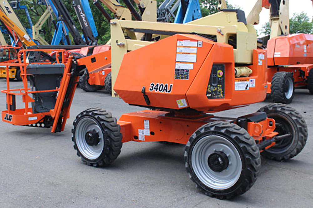 Generation-JLG 340 Boom lifts-exterior