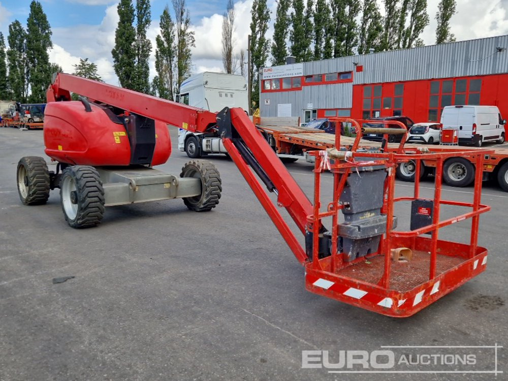 Generation-JLG 600 Boom lifts-exterior