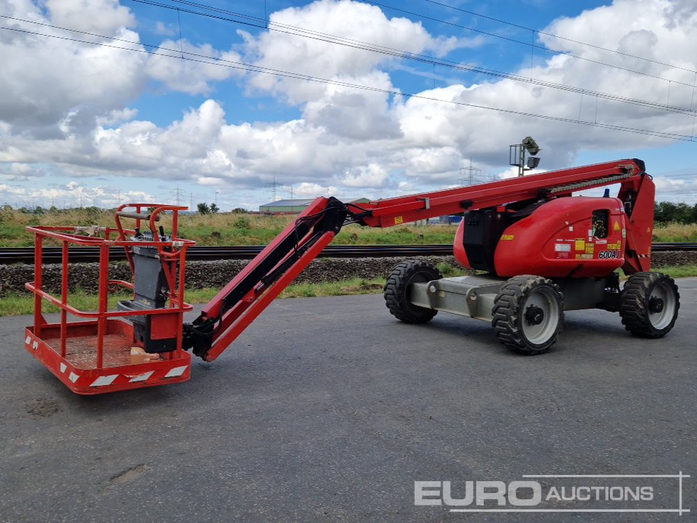 Generation-JLG 600 Boom lifts-exterior