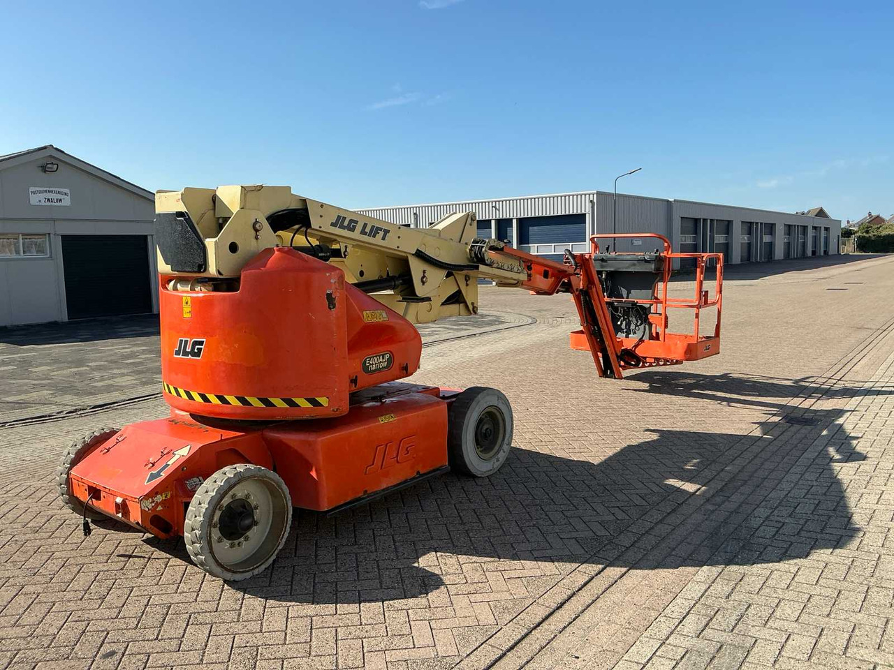 Generation-JLG E400 Boom lifts-exterior