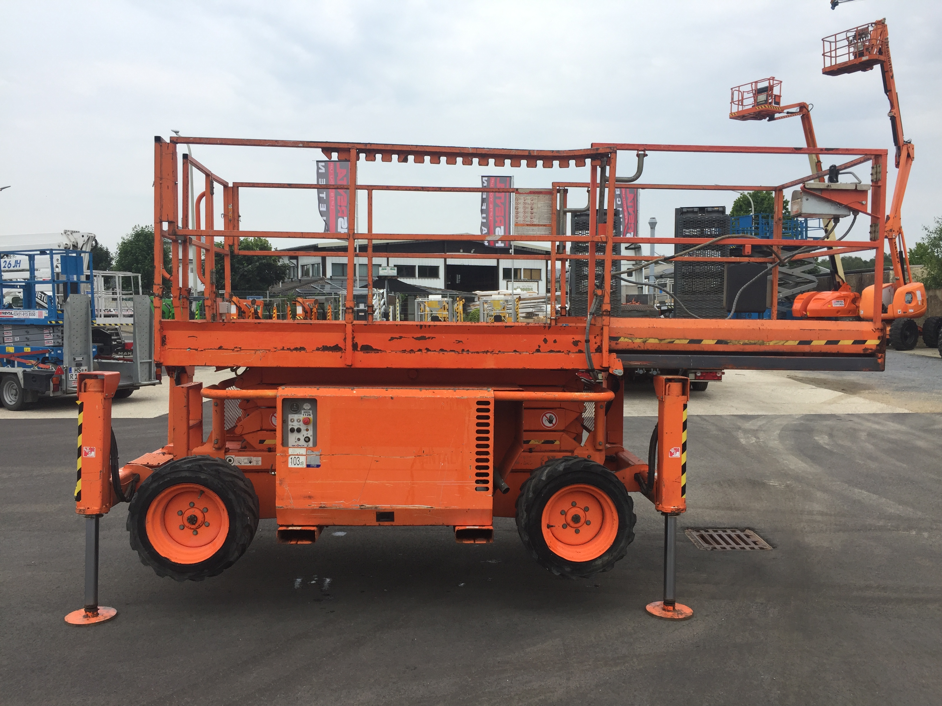 Generation-Skyjack SJ6826 Scissor lifts-attachments