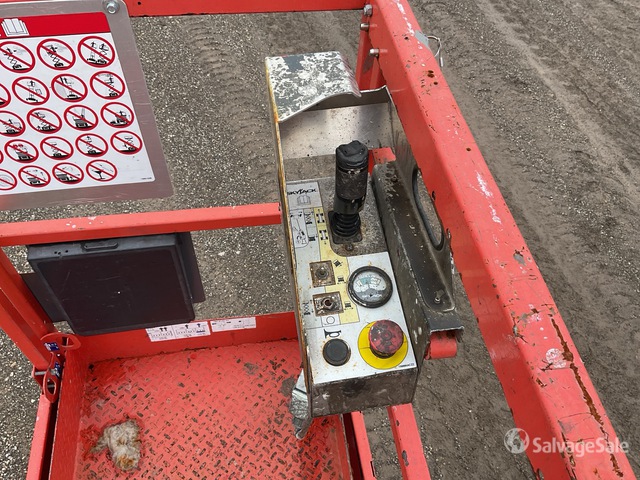 Generation-Skyjack SJIII Scissor lifts-interior