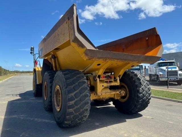 Generation-Cat 740 Articulated dump trucks-exterior