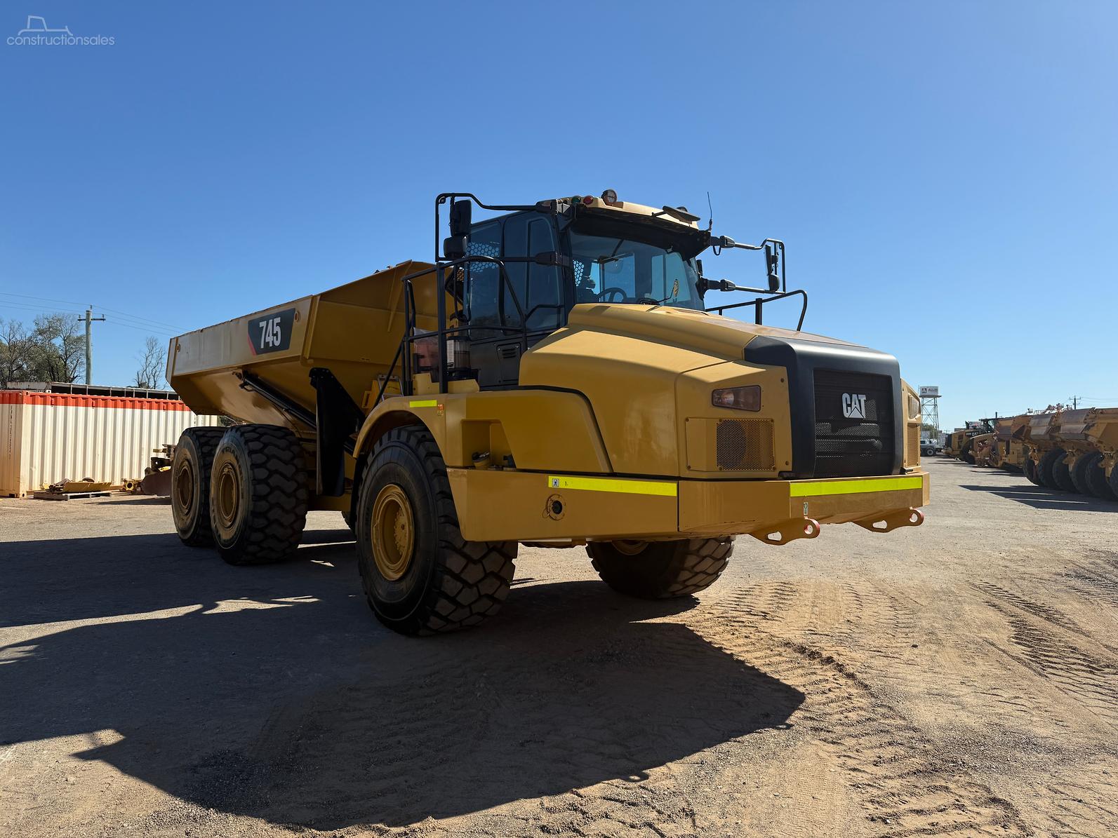 Generation-Cat 745 Articulated dump trucks-exterior