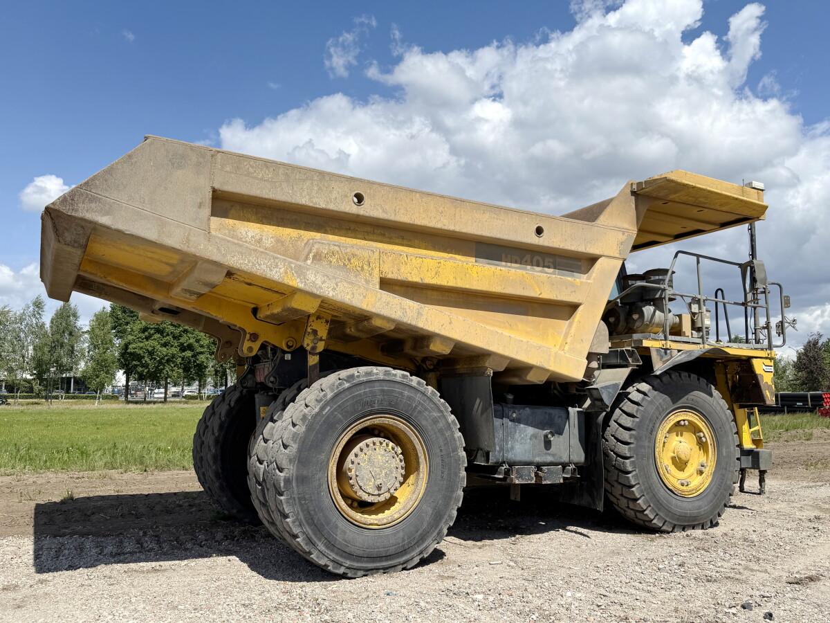 Generation-Komatsu HD405 Off-highway trucks-exterior