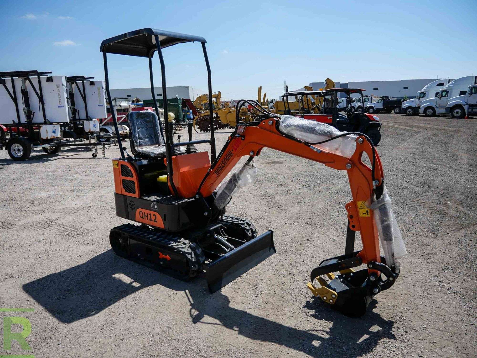 Generation-AGT QH12 Mini excavators-exterior