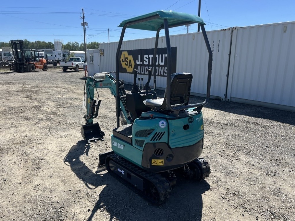 Generation-AGT QK16 Mini excavators-exterior