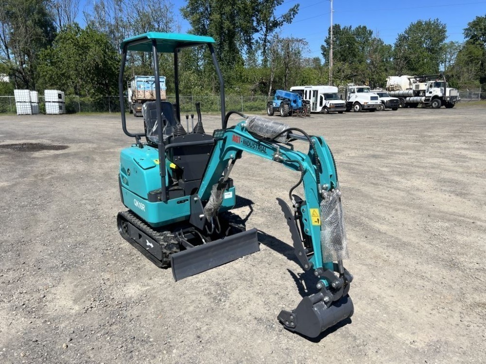 Generation-AGT QK16 Mini excavators-exterior