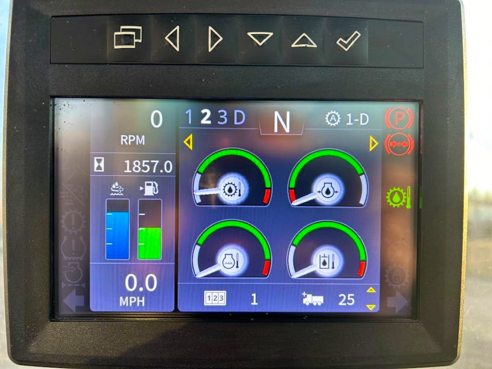 Generation-John Deere 524 Wheel loaders-interior
