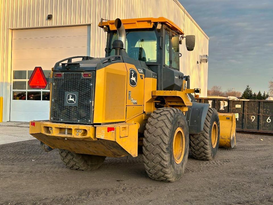 Generation-John Deere 524 Wheel loaders-exterior