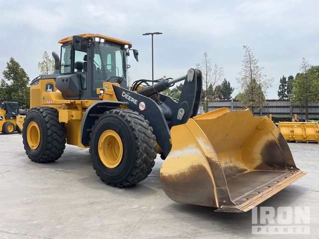 Generation-John Deere 644 Wheel loaders-exterior