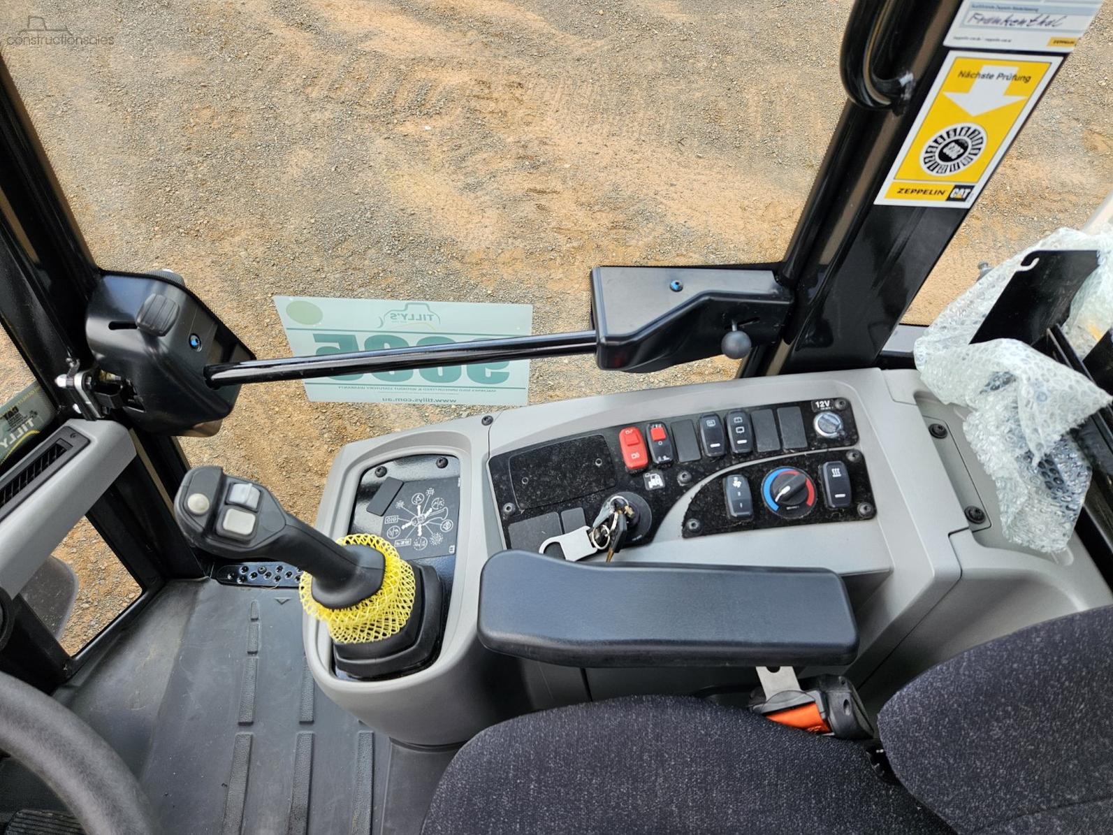 Generation-Cat 906 Wheel loaders-interior