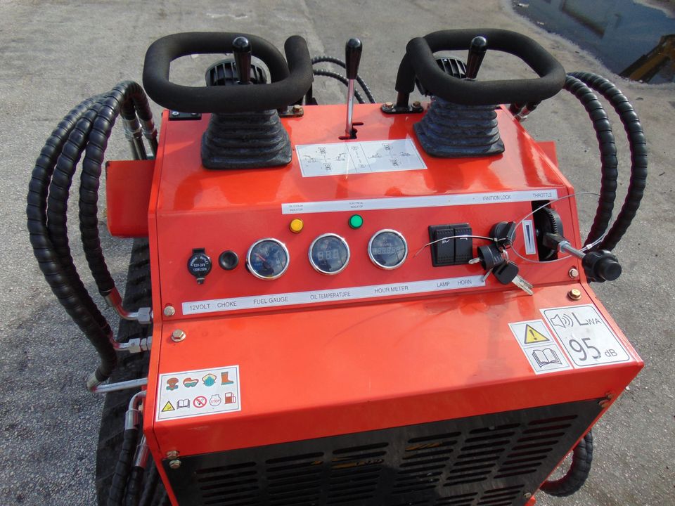 Generation-AGT LRT23 Compact track loaders-interior