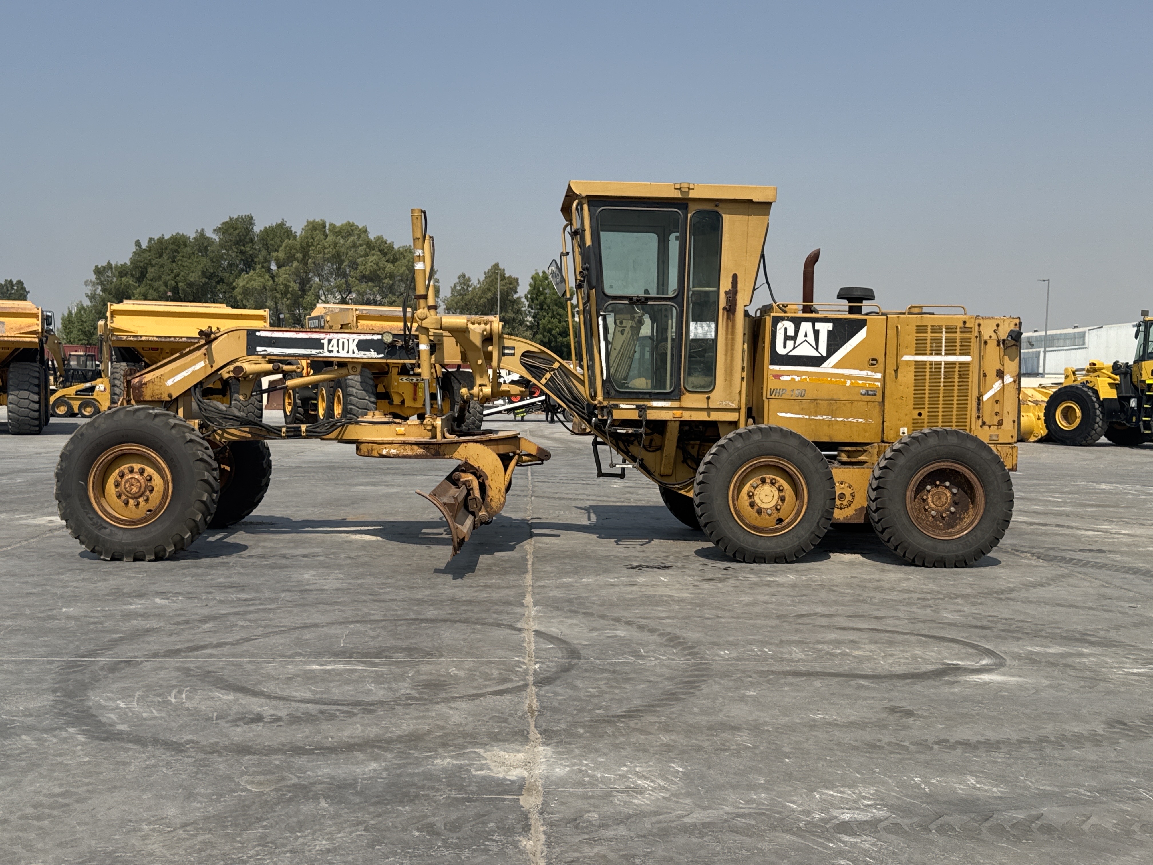MGG-001-Cat-140K-Motor-graders-inspection-Structure-Paint-2
