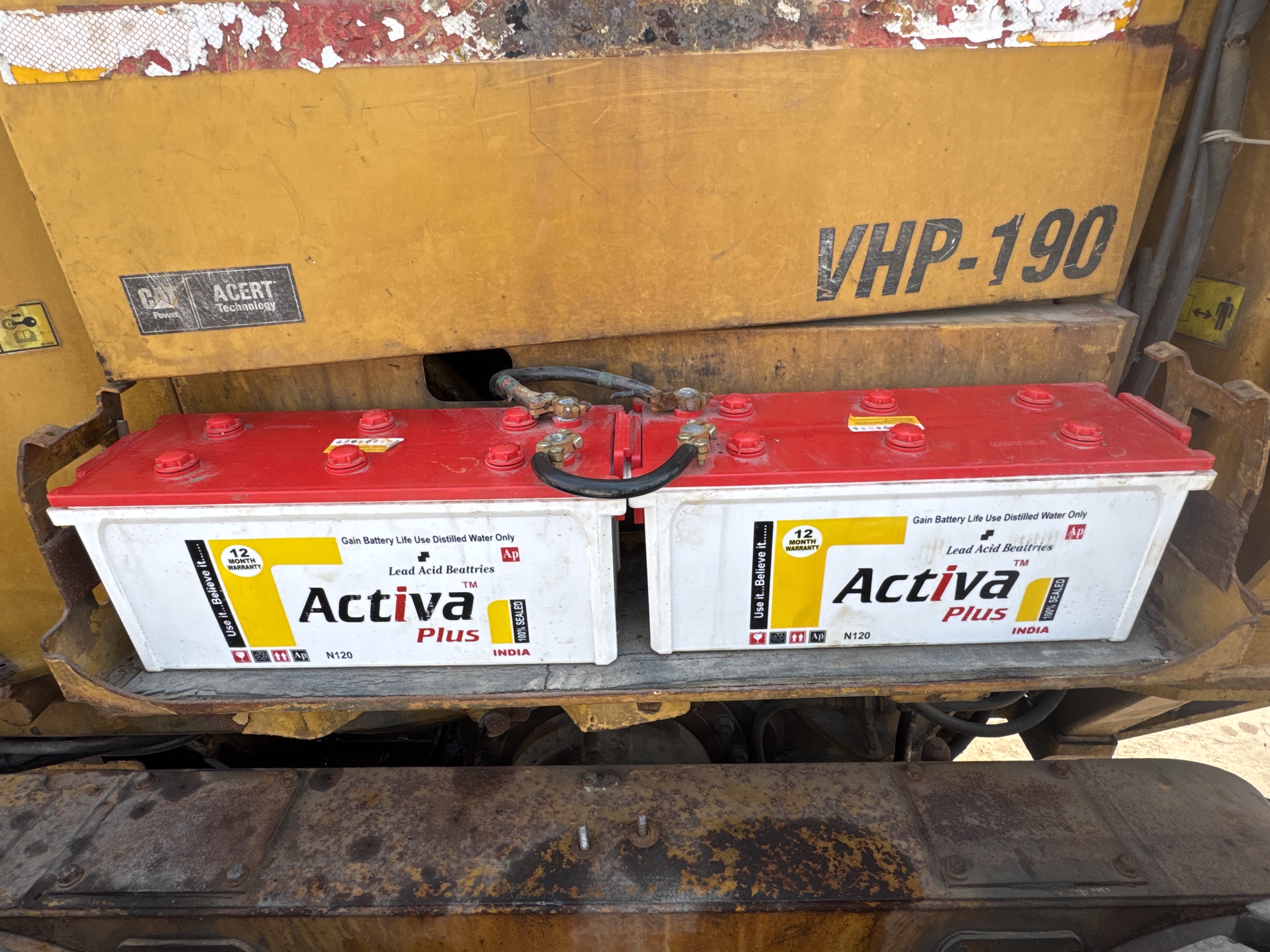 MGG-001-Cat-140K-Motor-graders-inspection-Electronics-Battery-2