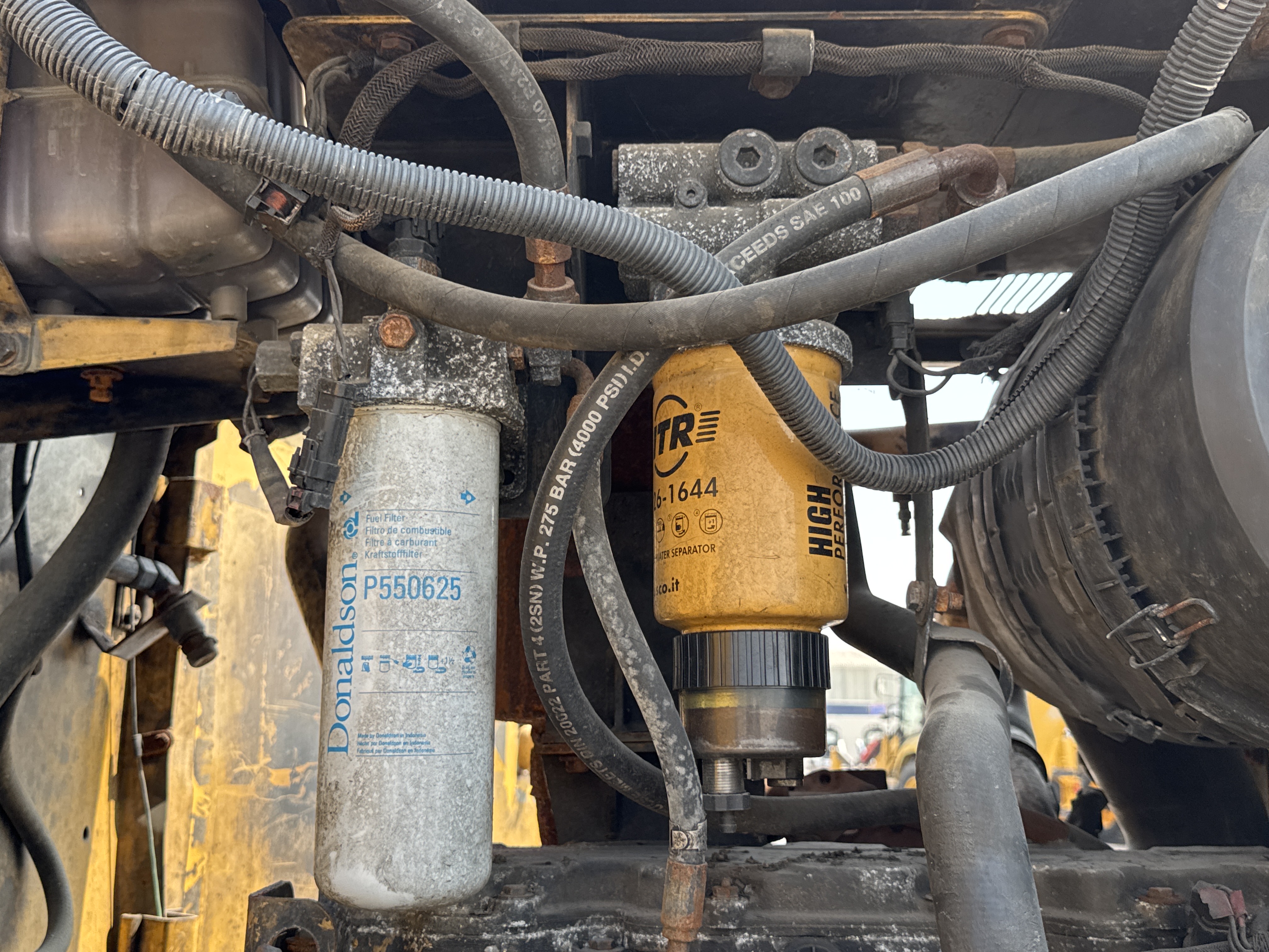 MGG-001-Cat-140K-Motor-graders-inspection-Engine-Fuel-leaks-2
