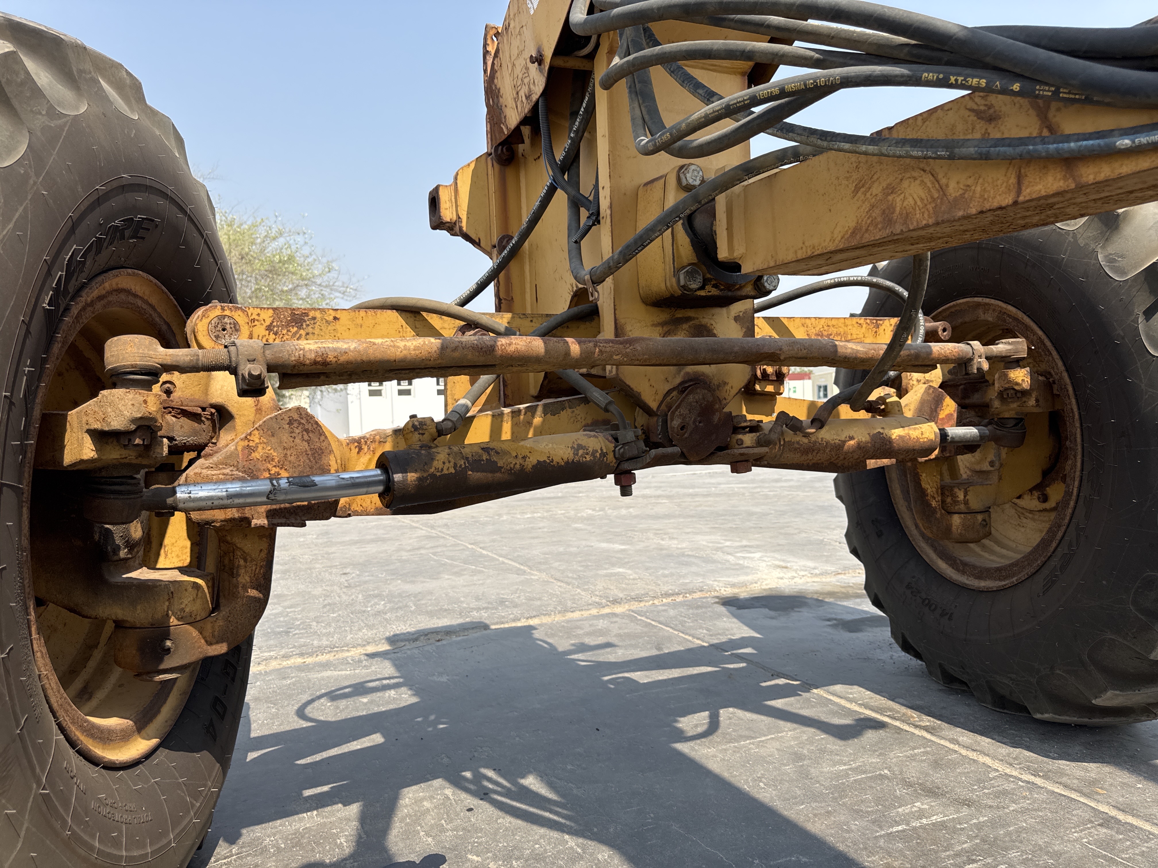 MGG-001-Cat-140K-Motor-graders-inspection-Drive-system-Axle-housing-2