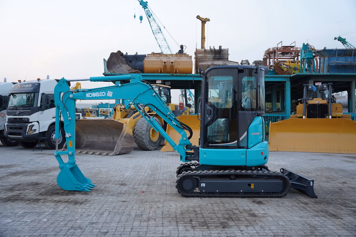 Generation-Kobelco SK35 Mini excavators-exterior