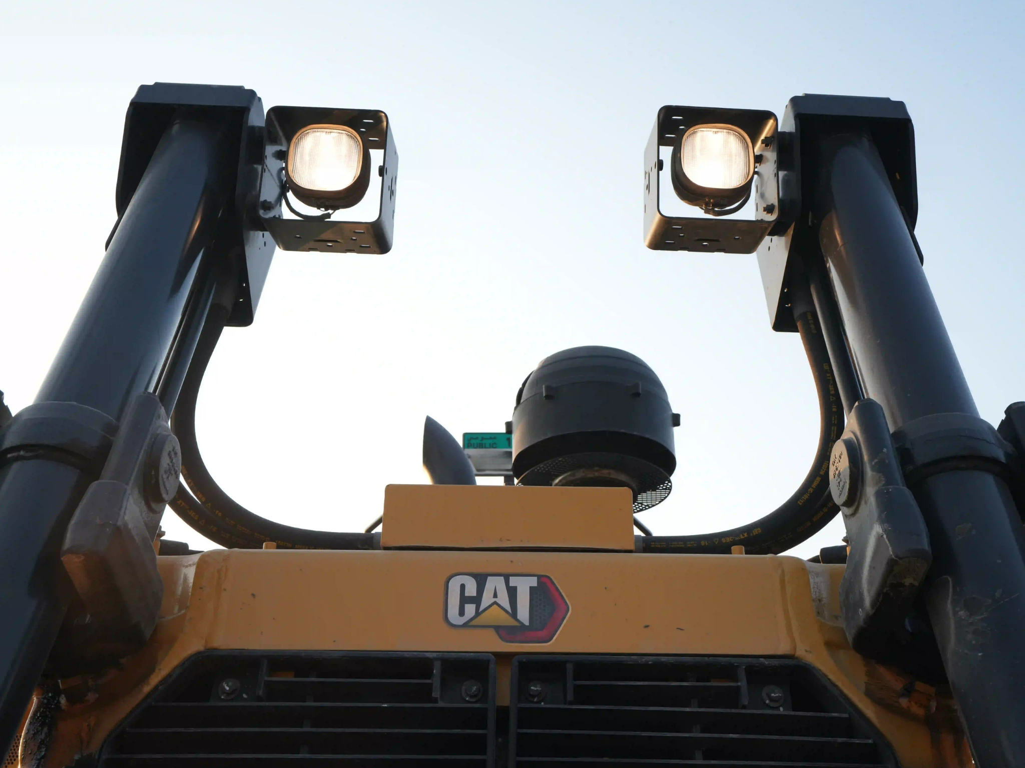 CDB-003-Cat-D8T-crawler-dozer-inspection-electronics-lights-and-signals-1