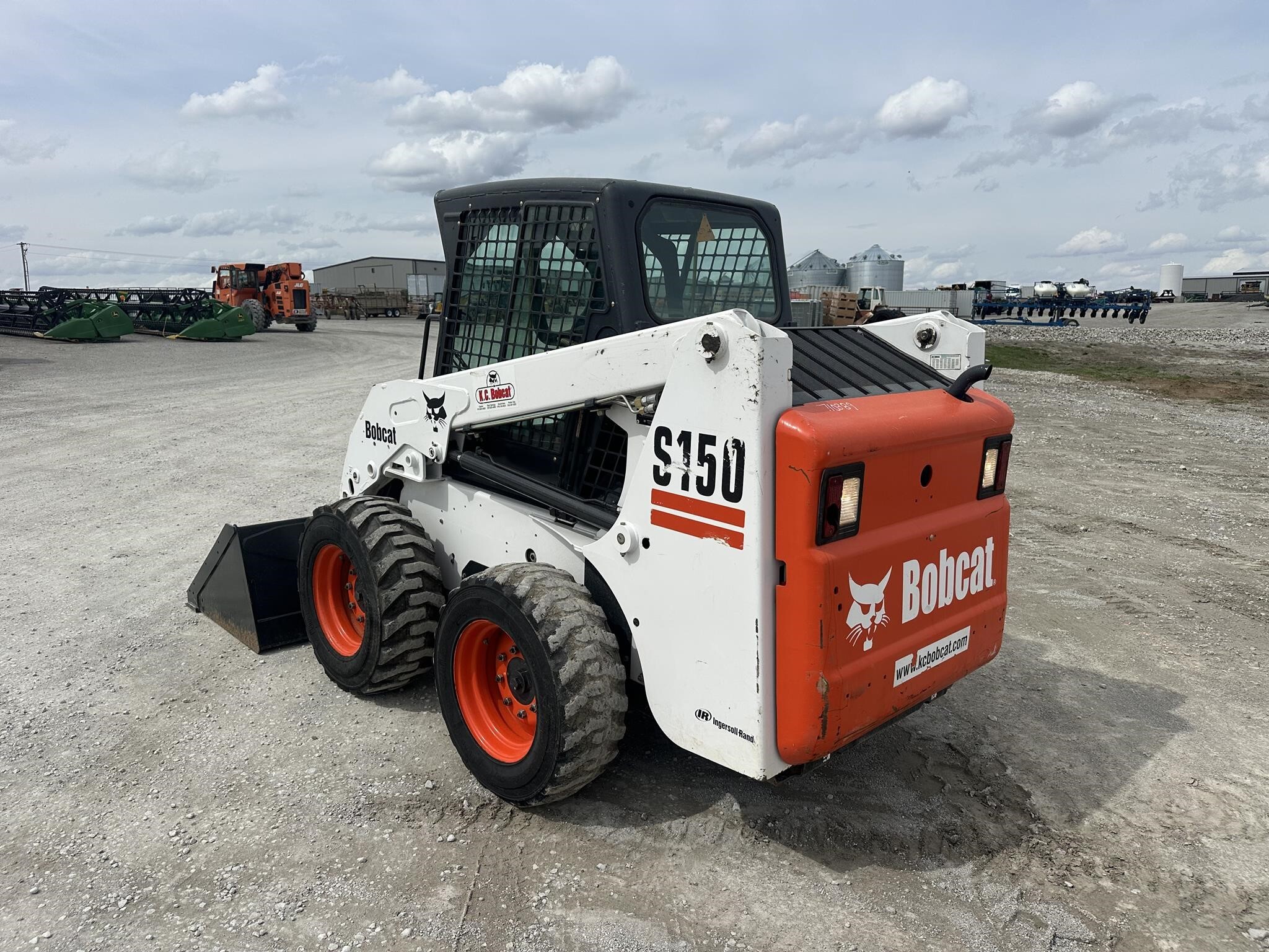 Generation-Bobcat S150 Skid steer loaders-exterior