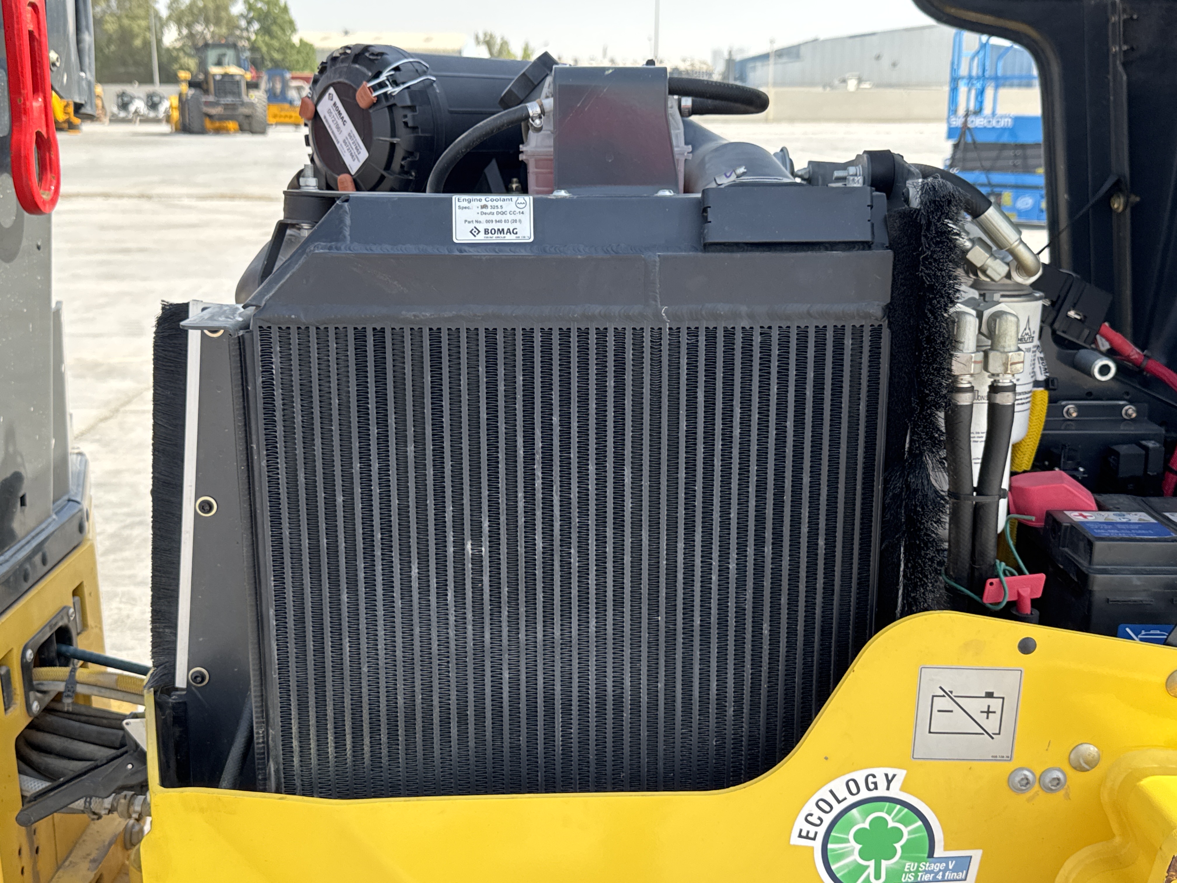 SRC-004-Bomag-BW-120-AD-5-Tandem-rollers-inspection-Engine-Radiator,-condenser,-intercooler,-hydraulic-cooler-2