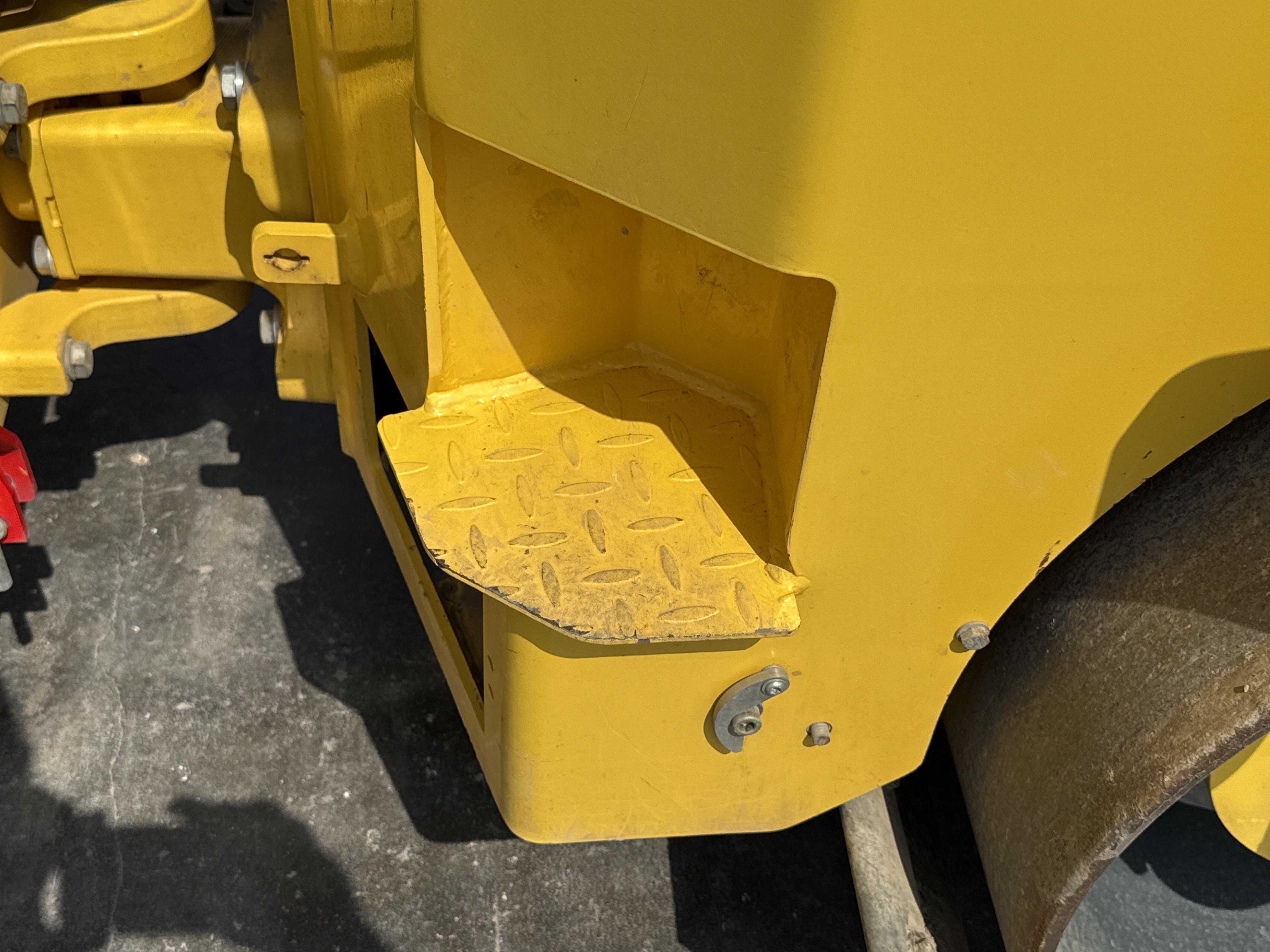 SRC-004-Bomag-BW-120-AD-5-Tandem-rollers-inspection-Structure-Steps/ladders-2