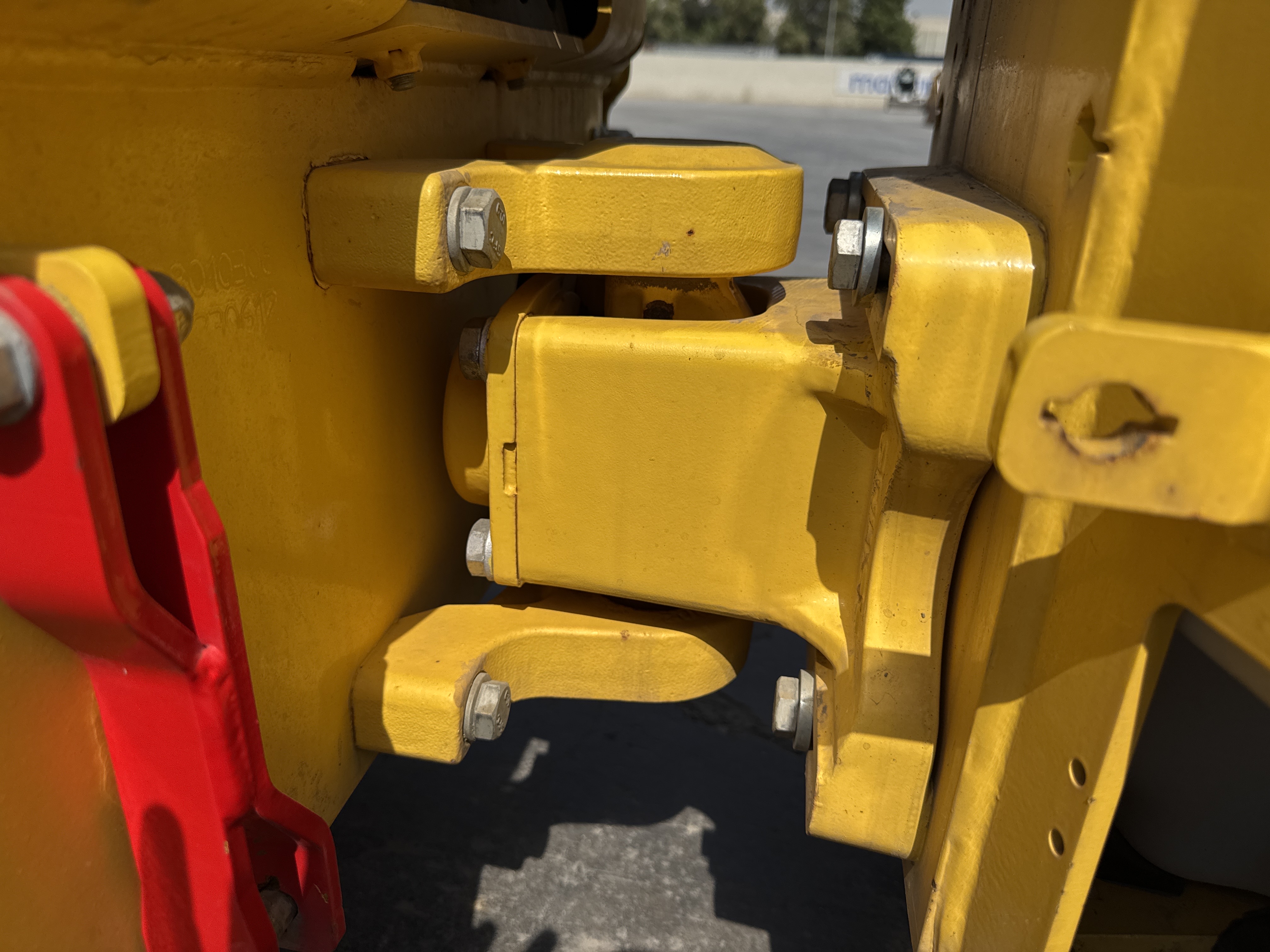 SRC-004-Bomag-BW-120-AD-5-Tandem-rollers-inspection-Structure-Articulated-joint-2