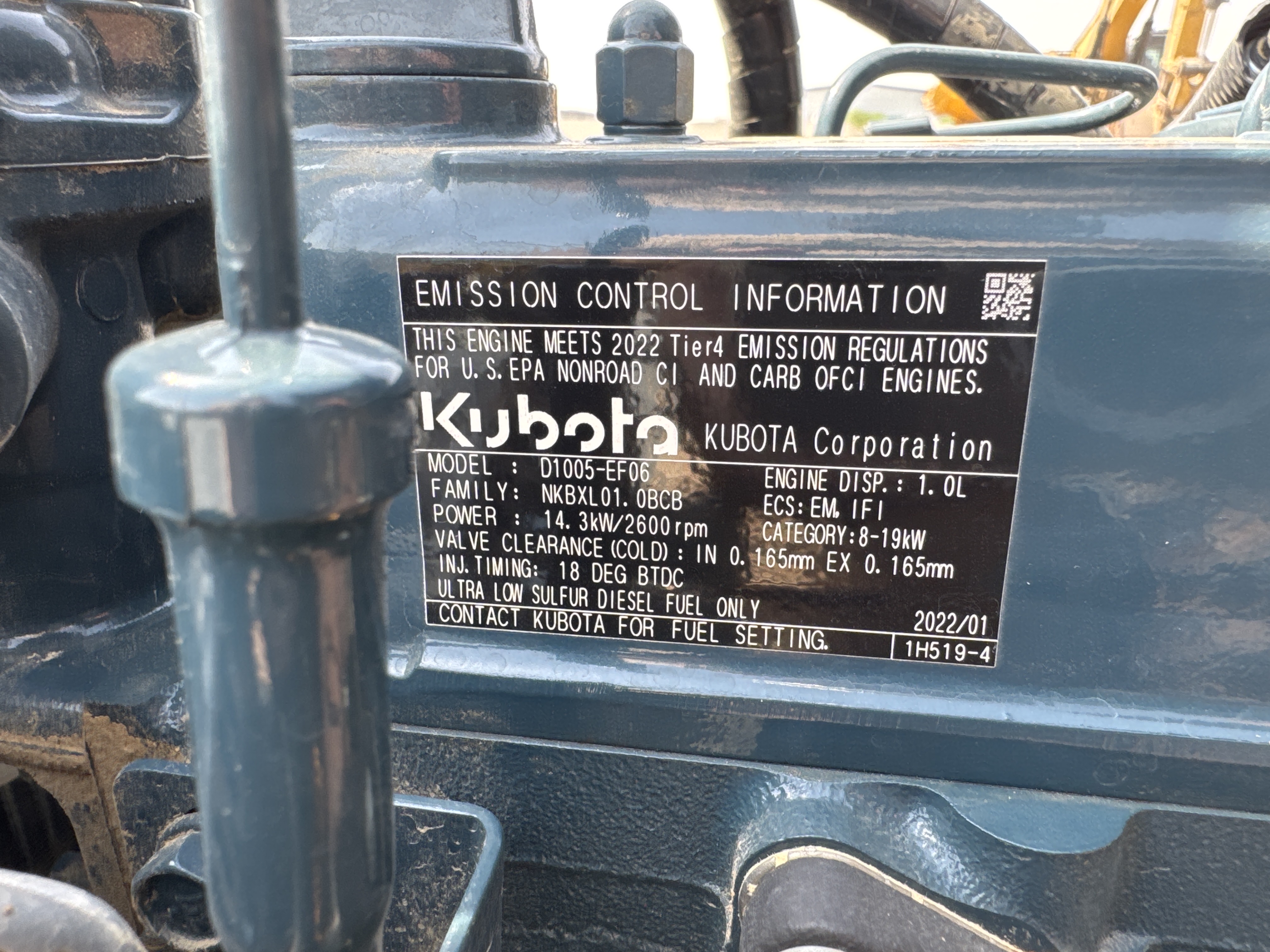 SRC-003-JCB-CT160-80-Tandem-rollers-inspection-General-Emissions-label-2