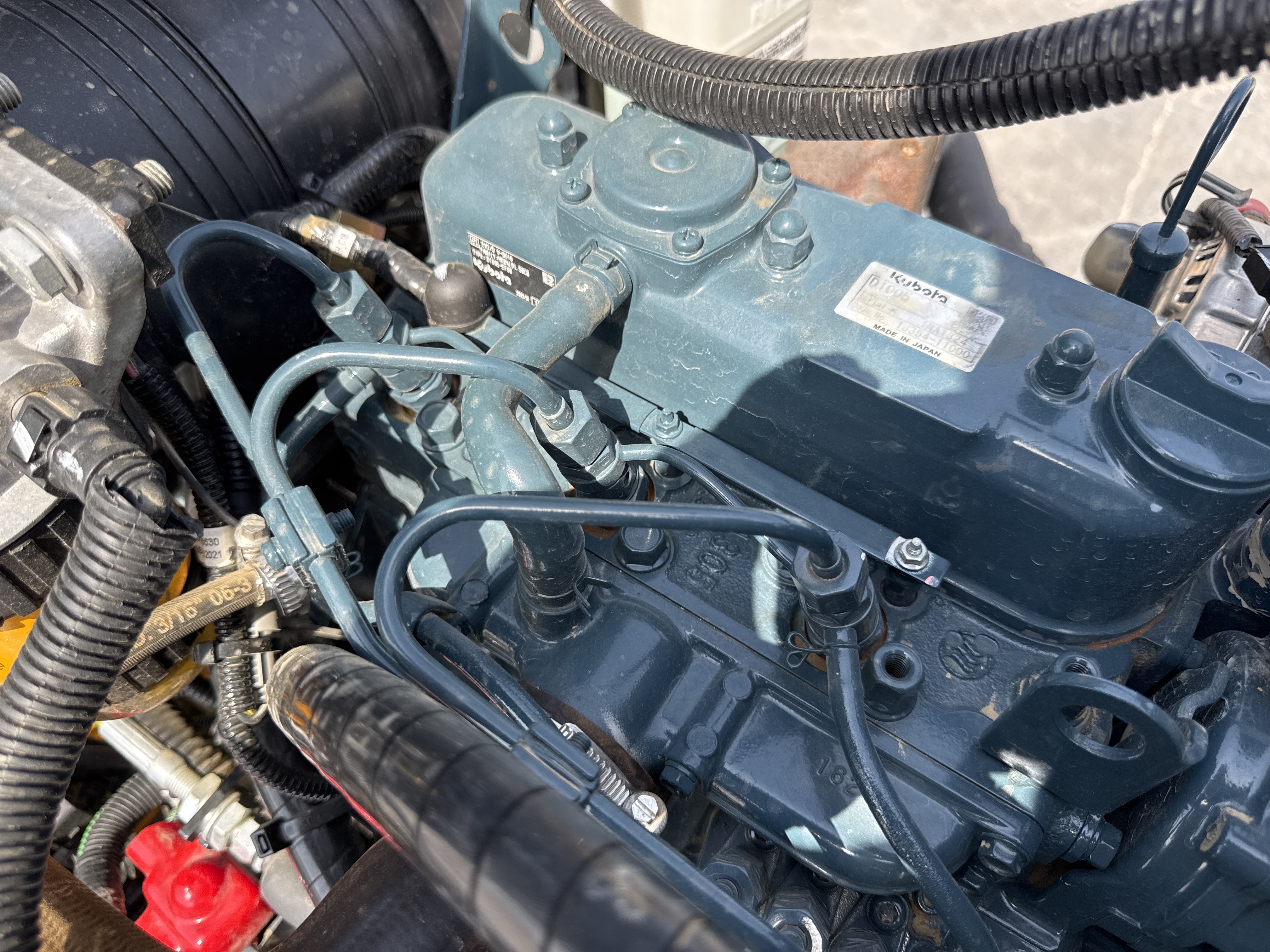 SRC-003-JCB-CT160-80-Tandem-rollers-inspection-Engine-Fuel-leaks-2