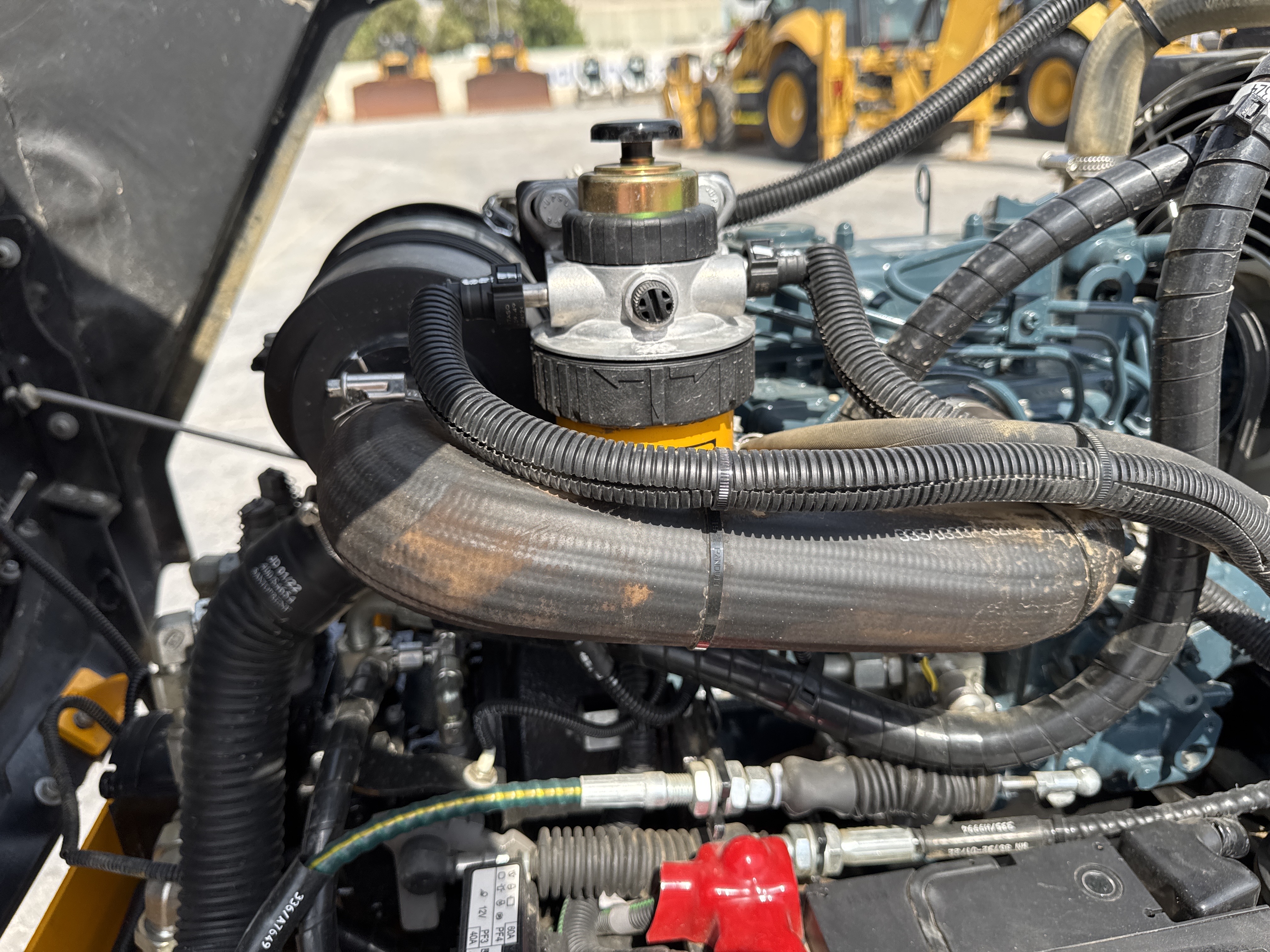 SRC-003-JCB-CT160-80-Tandem-rollers-inspection-Engine-Air-intake-system-2