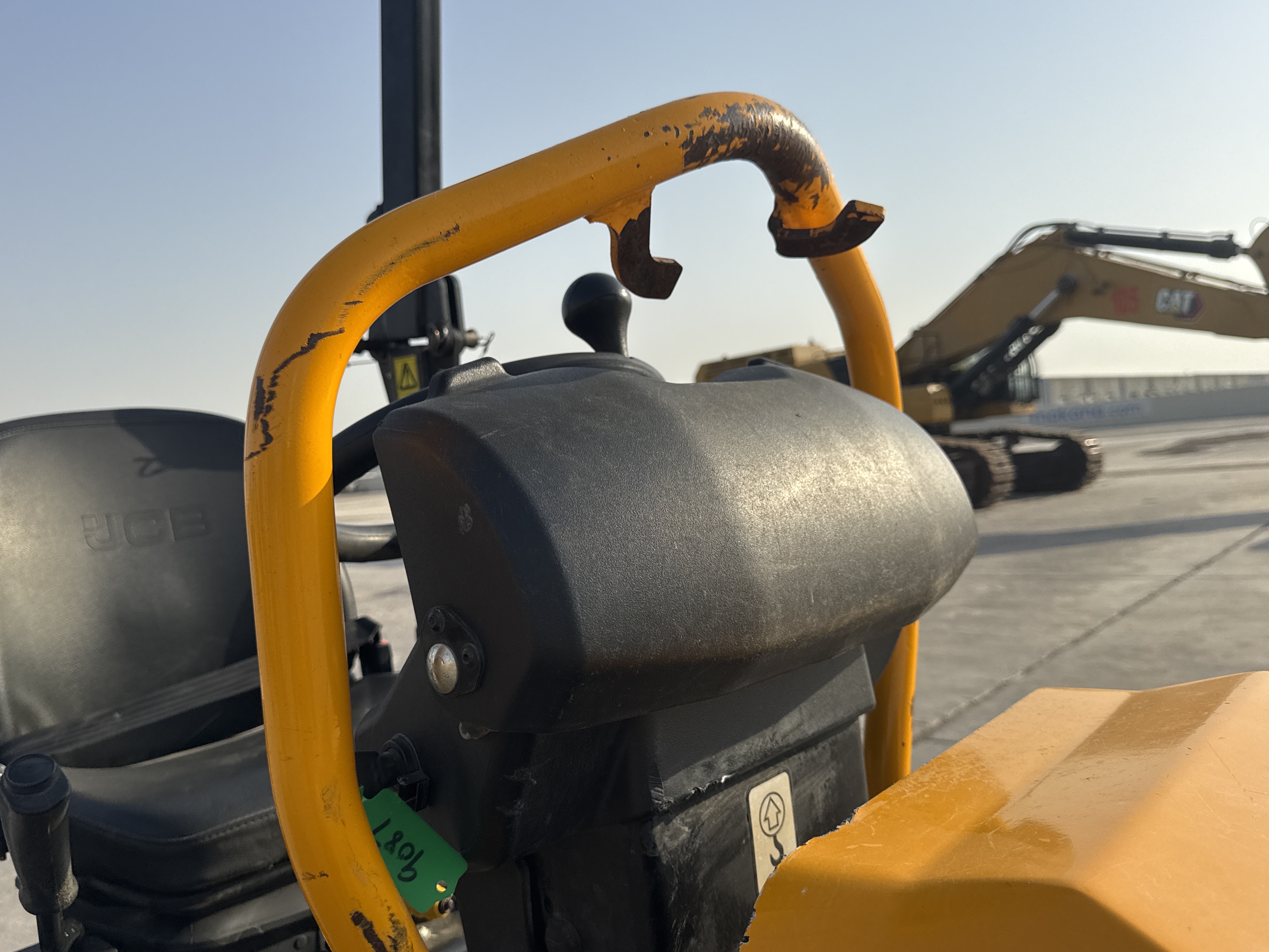 SRC-003-JCB-CT160-80-Tandem-rollers-inspection-Structure-Handrails-2
