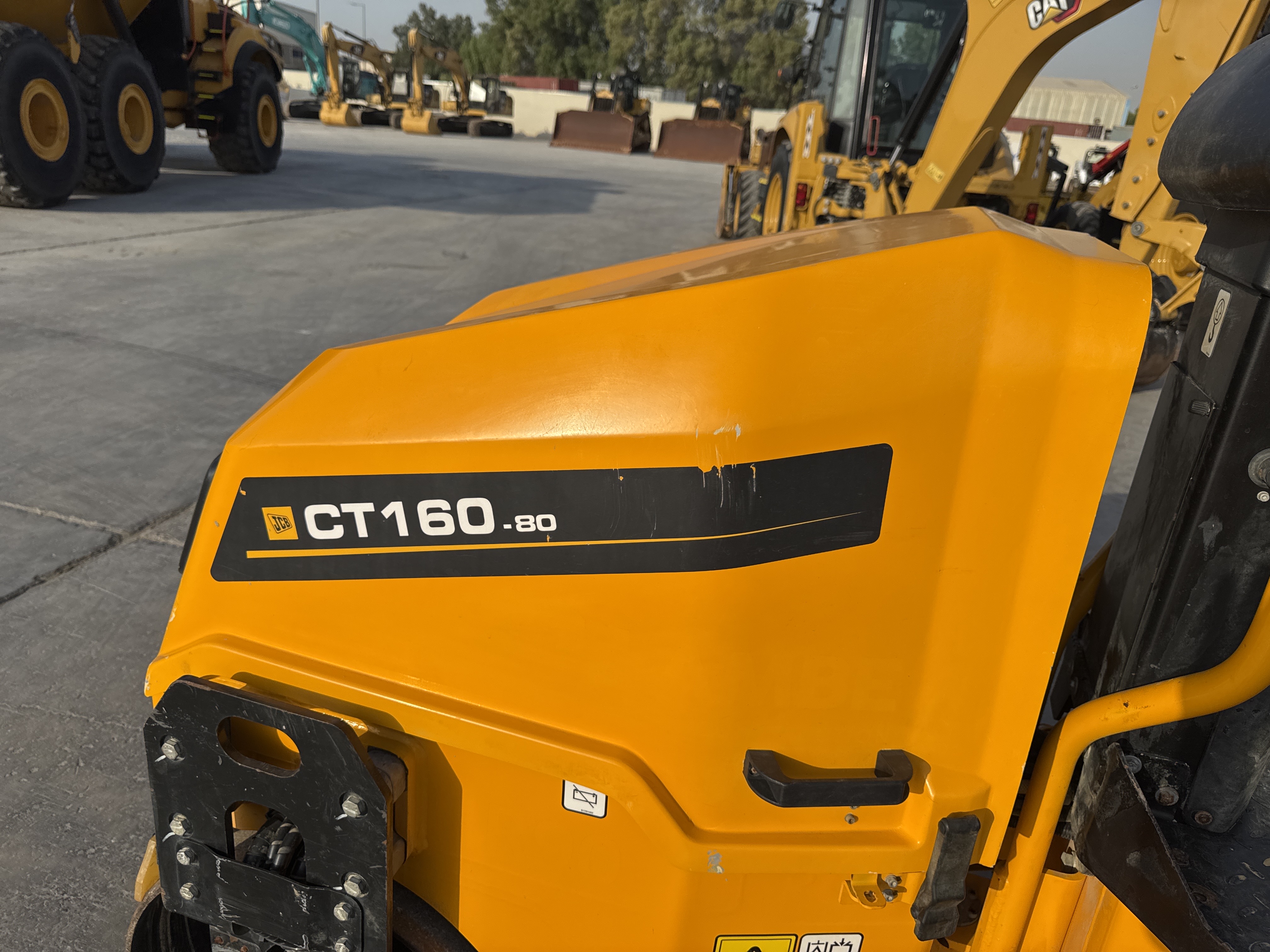 SRC-003-JCB-CT160-80-Tandem-rollers-inspection-Structure-Sheet-metal-(fiberglass)-2