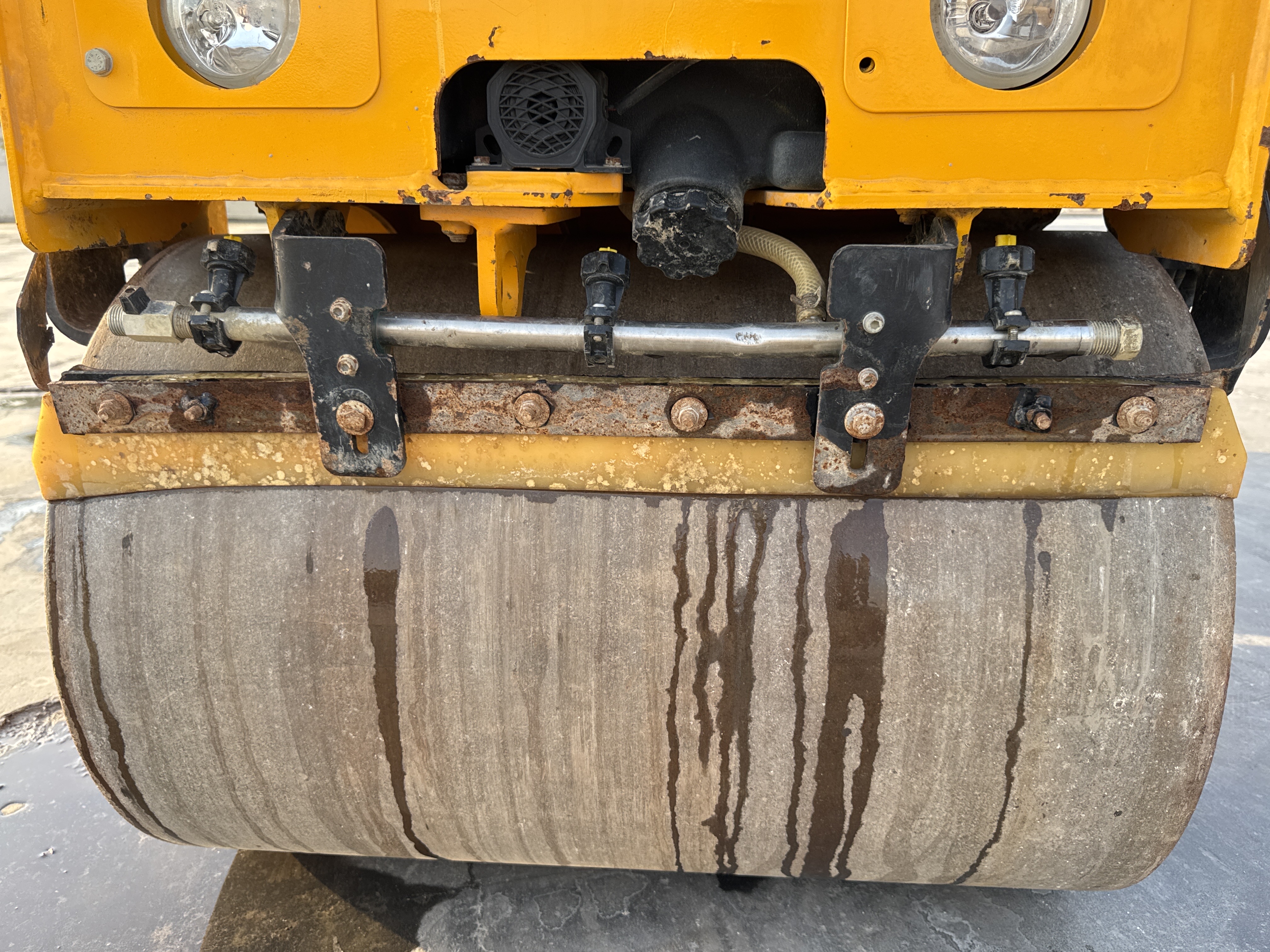 SRC-003-JCB-CT160-80-Tandem-rollers-inspection-Structure-Rear-scrapers-2