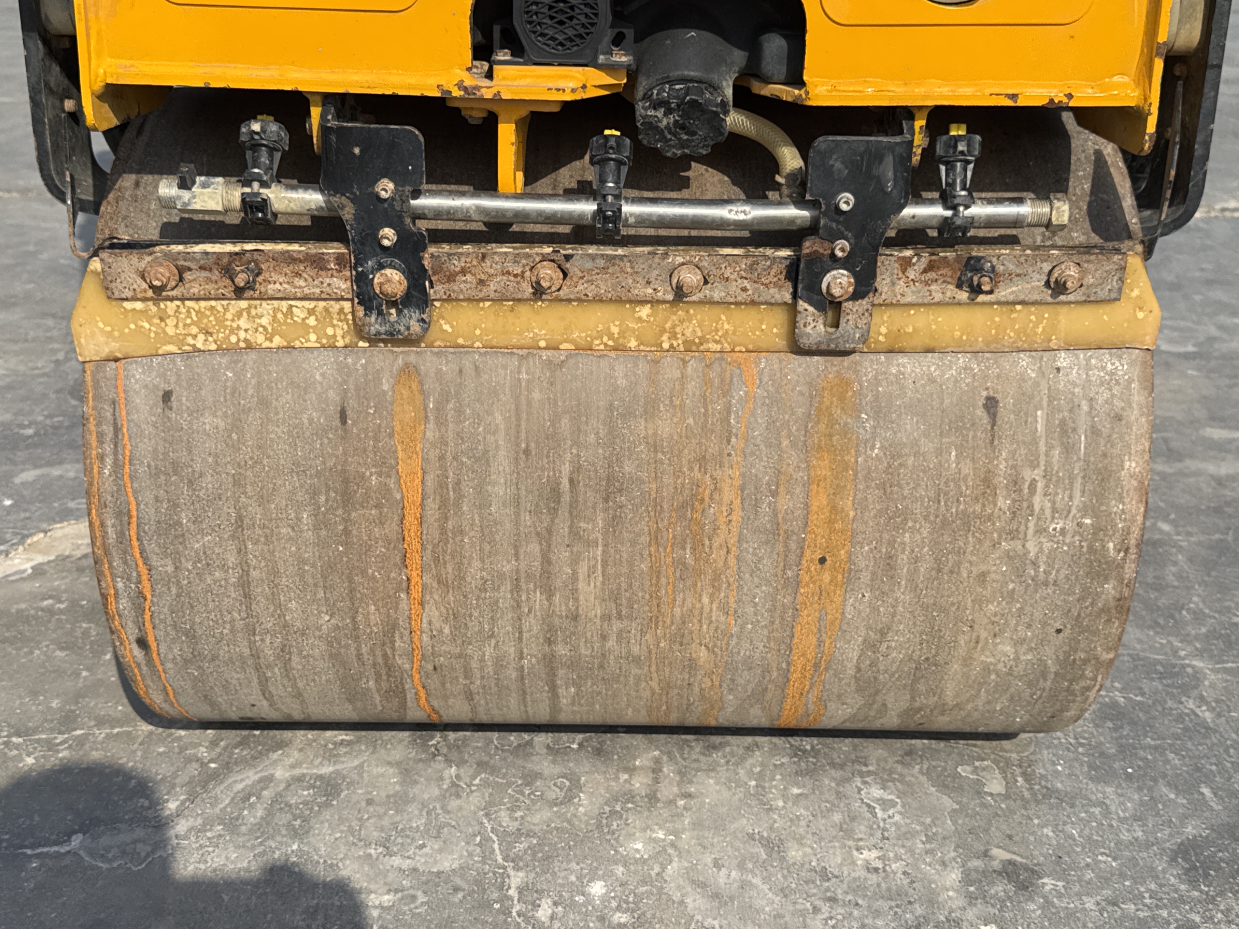 SRC-003-JCB-CT160-80-Tandem-rollers-inspection-Chassis-Rear-drum-2