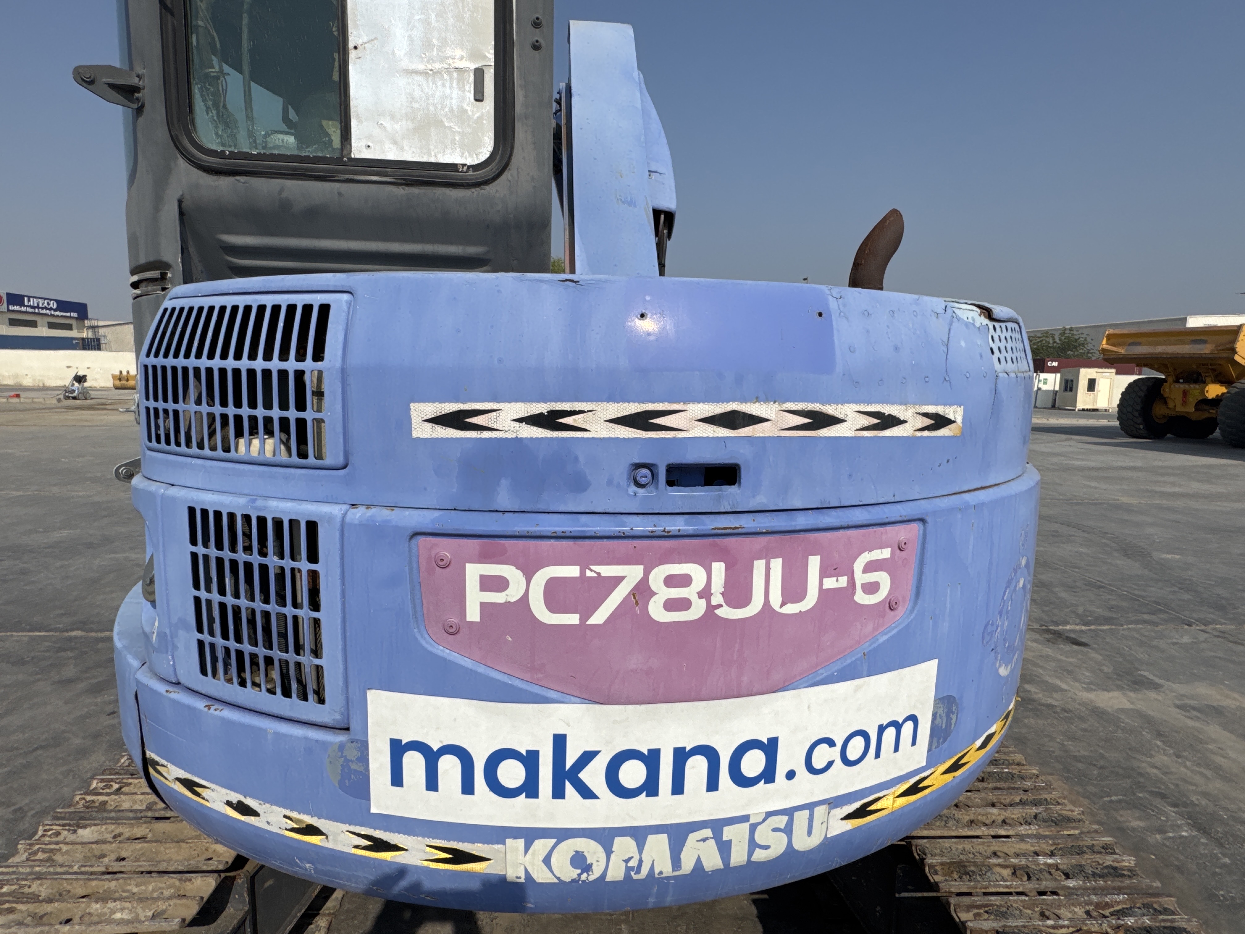 MNX-005-Komatsu-PC78UU-6-Mini-excavators-inspection-Structure-Sheet-metal-(fiberglass)-2