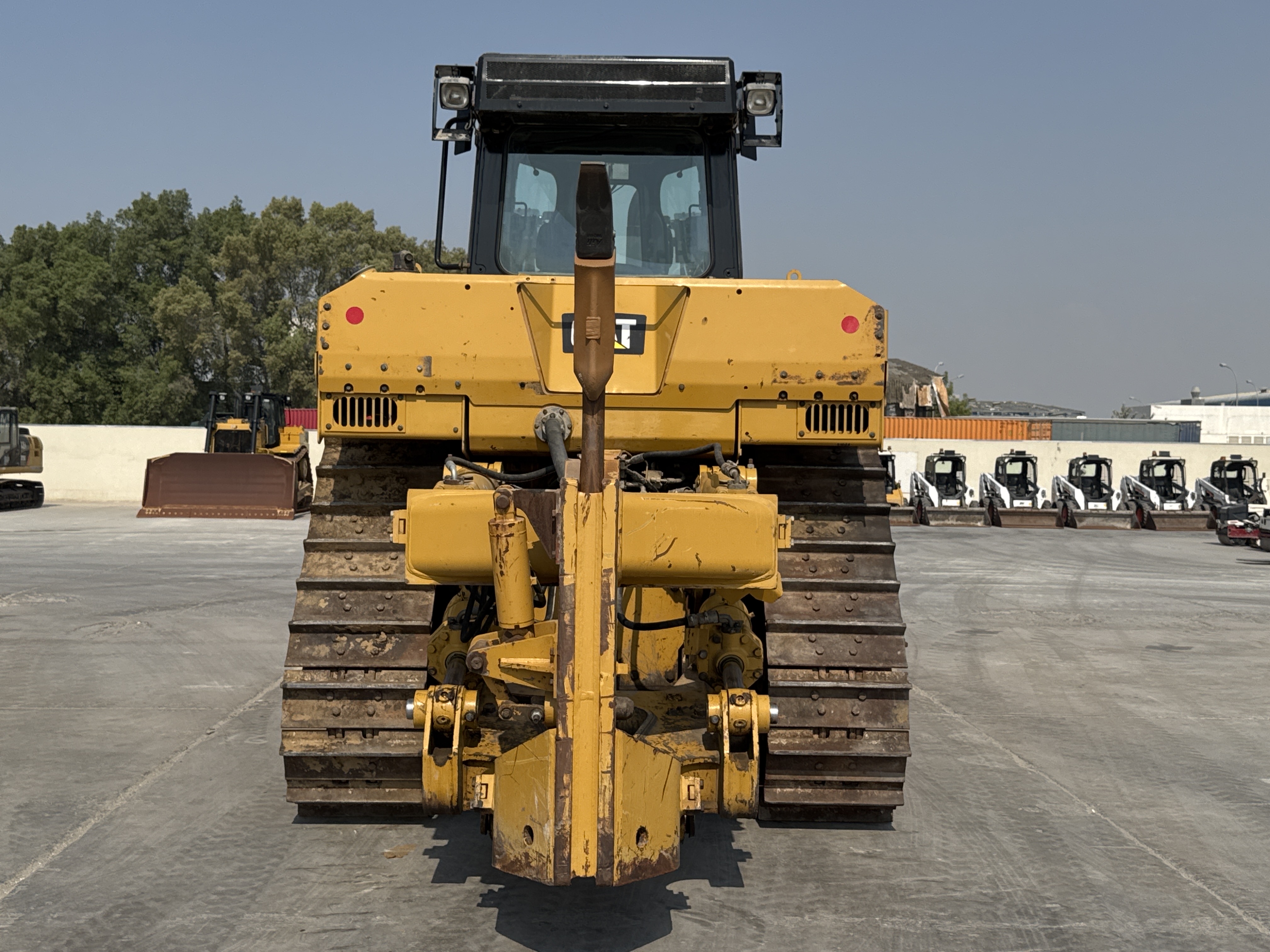CDB-005-Cat-D8R-Crawler-dozers-inspection-Structure-Paint-2