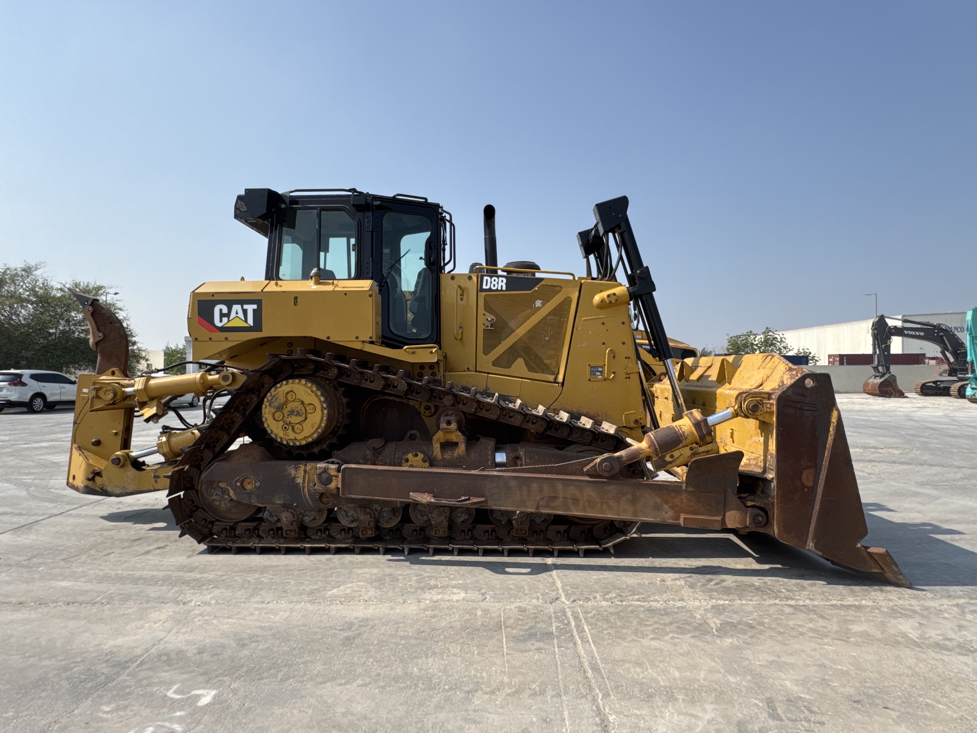 CDB-005-Cat-D8R-Crawler-dozers-inspection-Structure-Paint-2