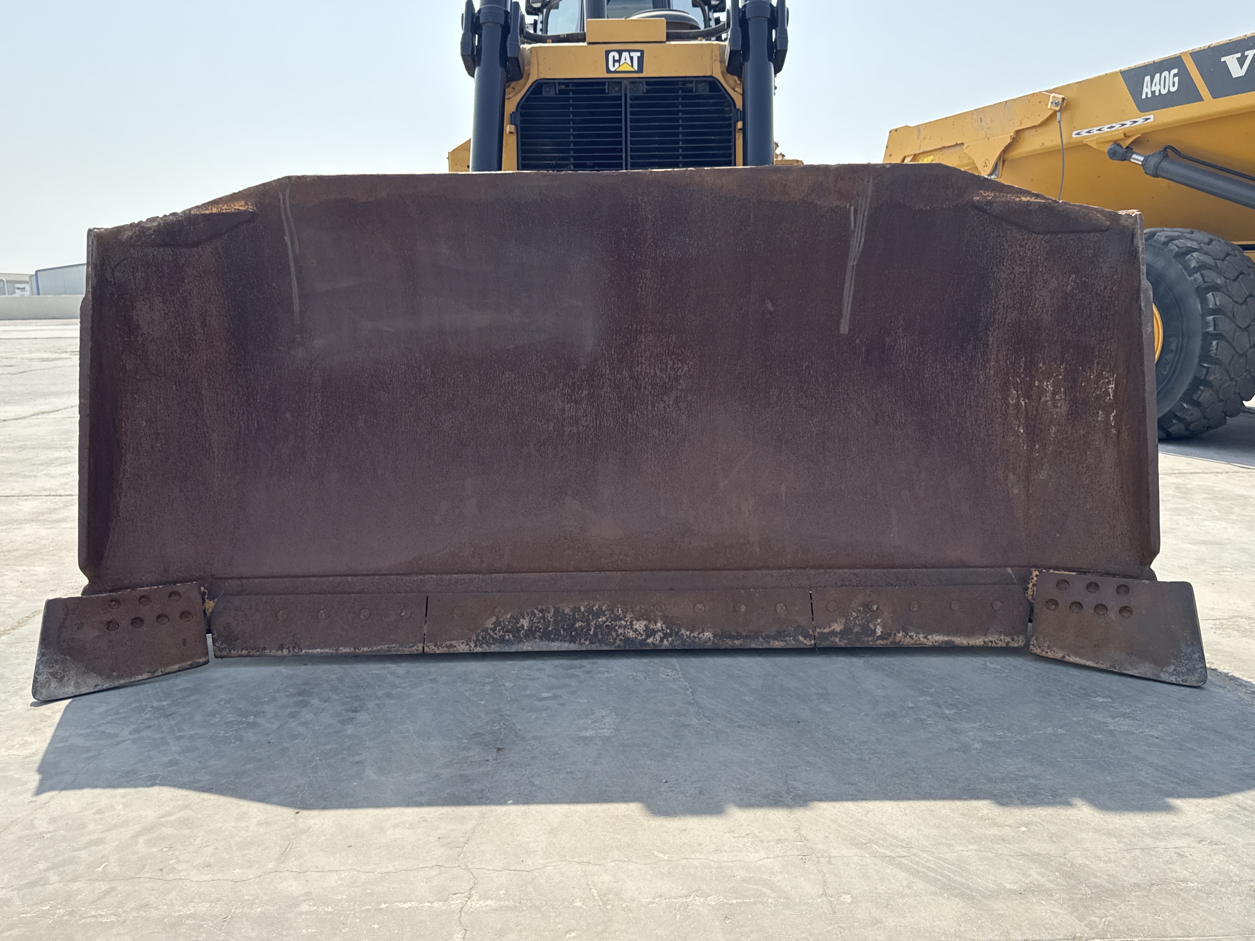 CDB-005-Cat-D8R-Crawler-dozers-inspection-Attachment-Dozer-blade-2