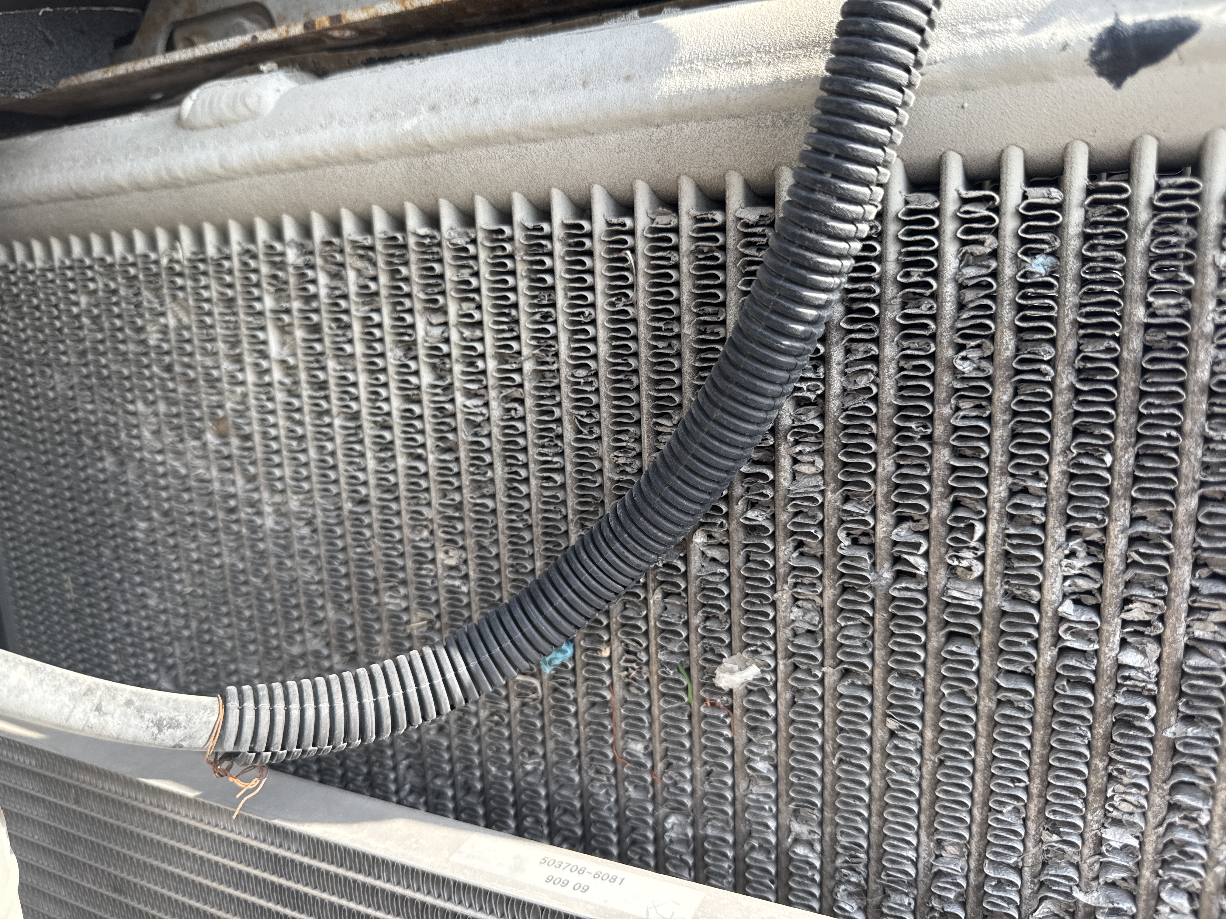 MNX-005-Komatsu-PC78UU-6-Mini-excavators-inspection-Engine-Radiator,-condenser,-intercooler,-hydraulic-cooler-2