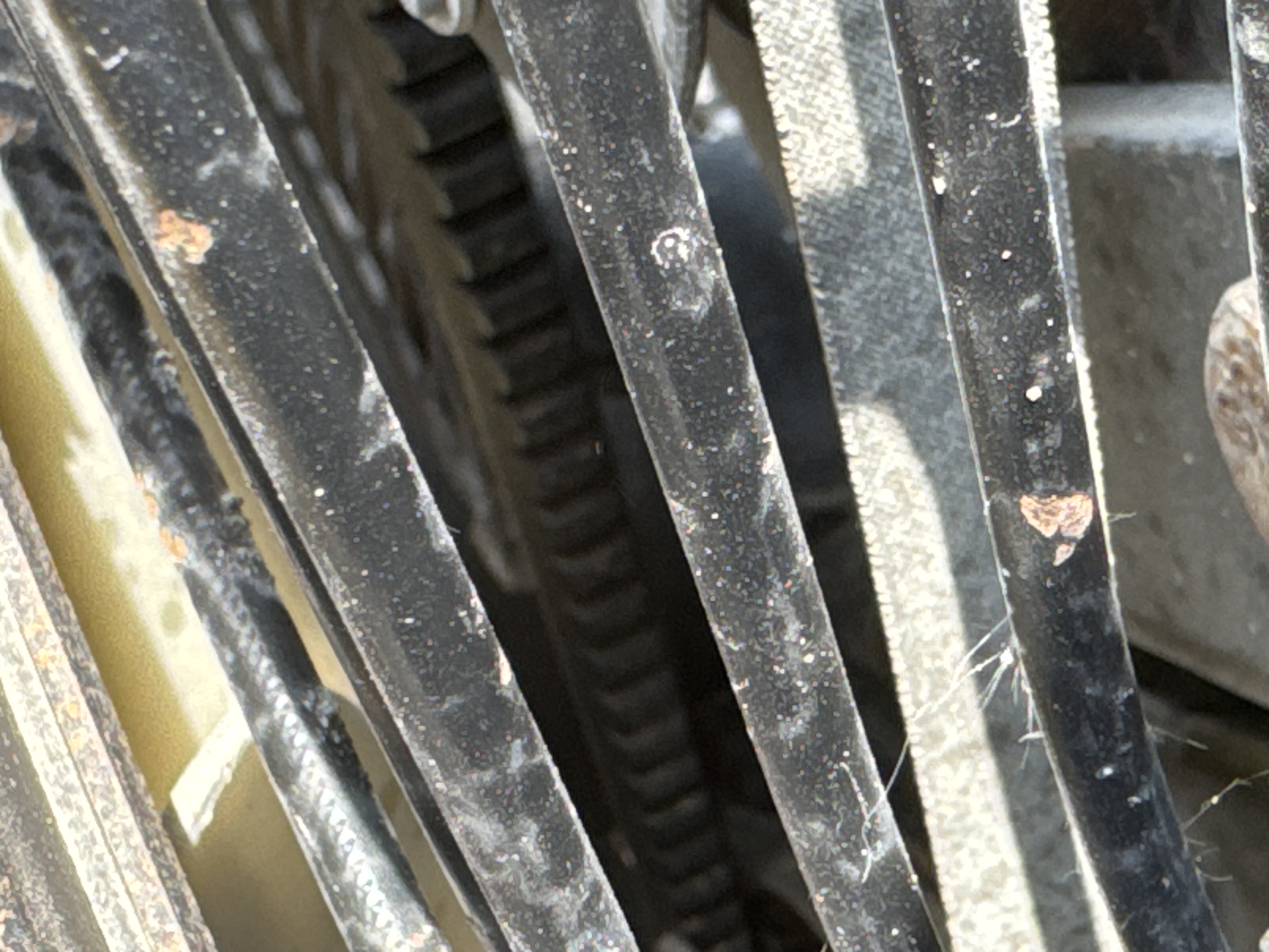 MNX-005-Komatsu-PC78UU-6-Mini-excavators-inspection-Engine-Belts-2