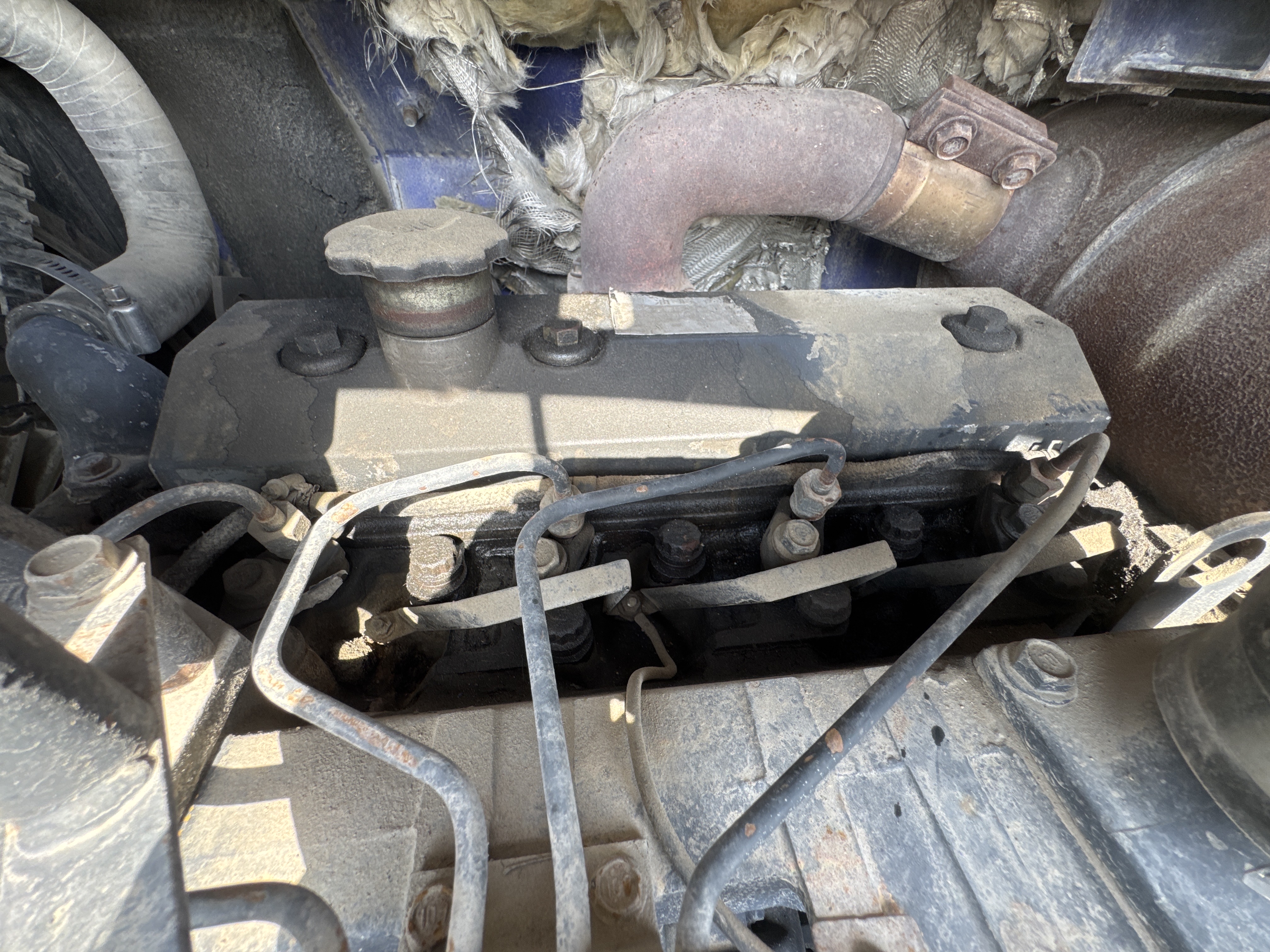 MNX-005-Komatsu-PC78UU-6-Mini-excavators-inspection-Engine-Fuel-leaks-2