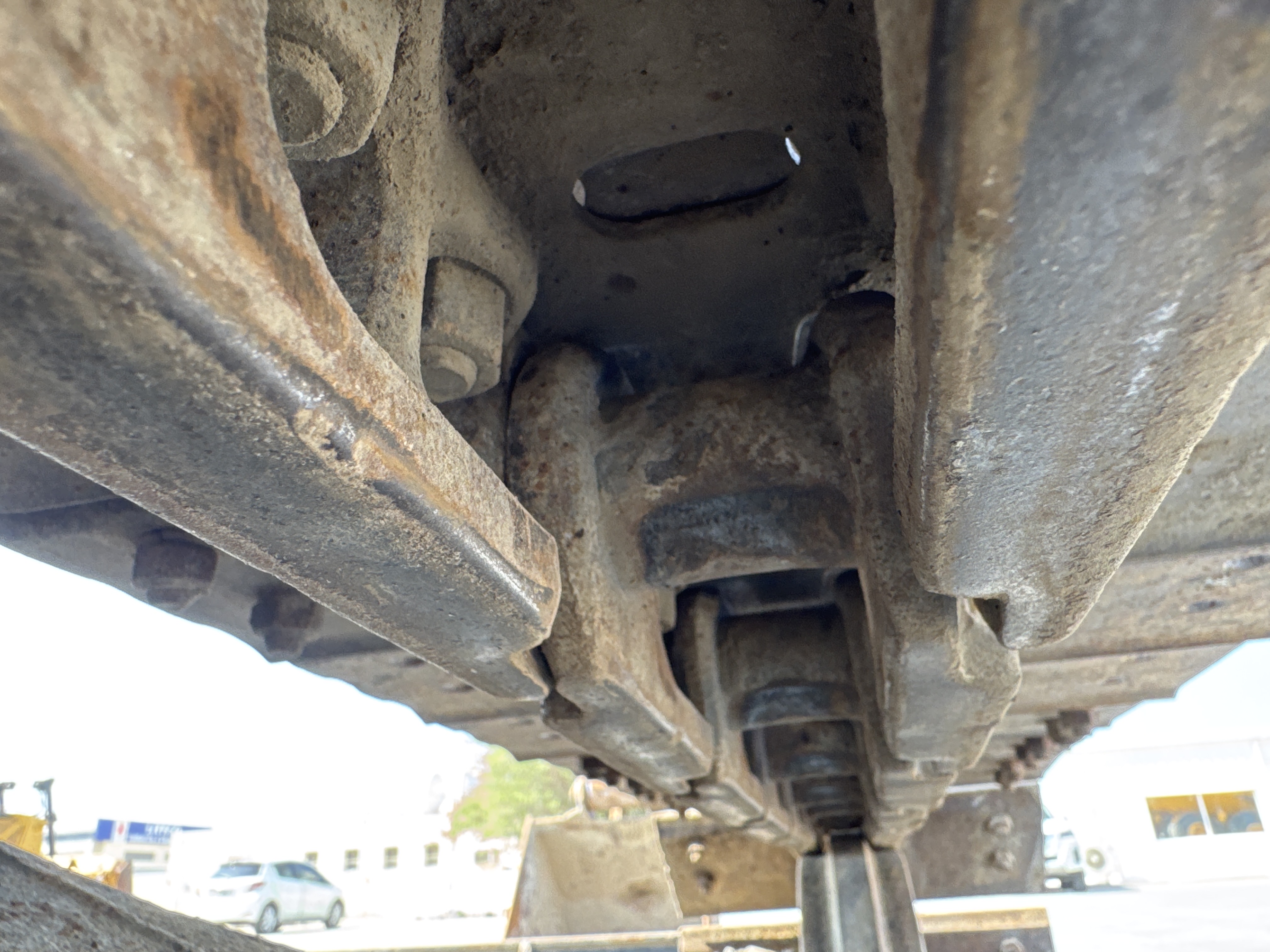 MNX-005-Komatsu-PC78UU-6-Mini-excavators-inspection-Undercarriage-Right-track-chain-2