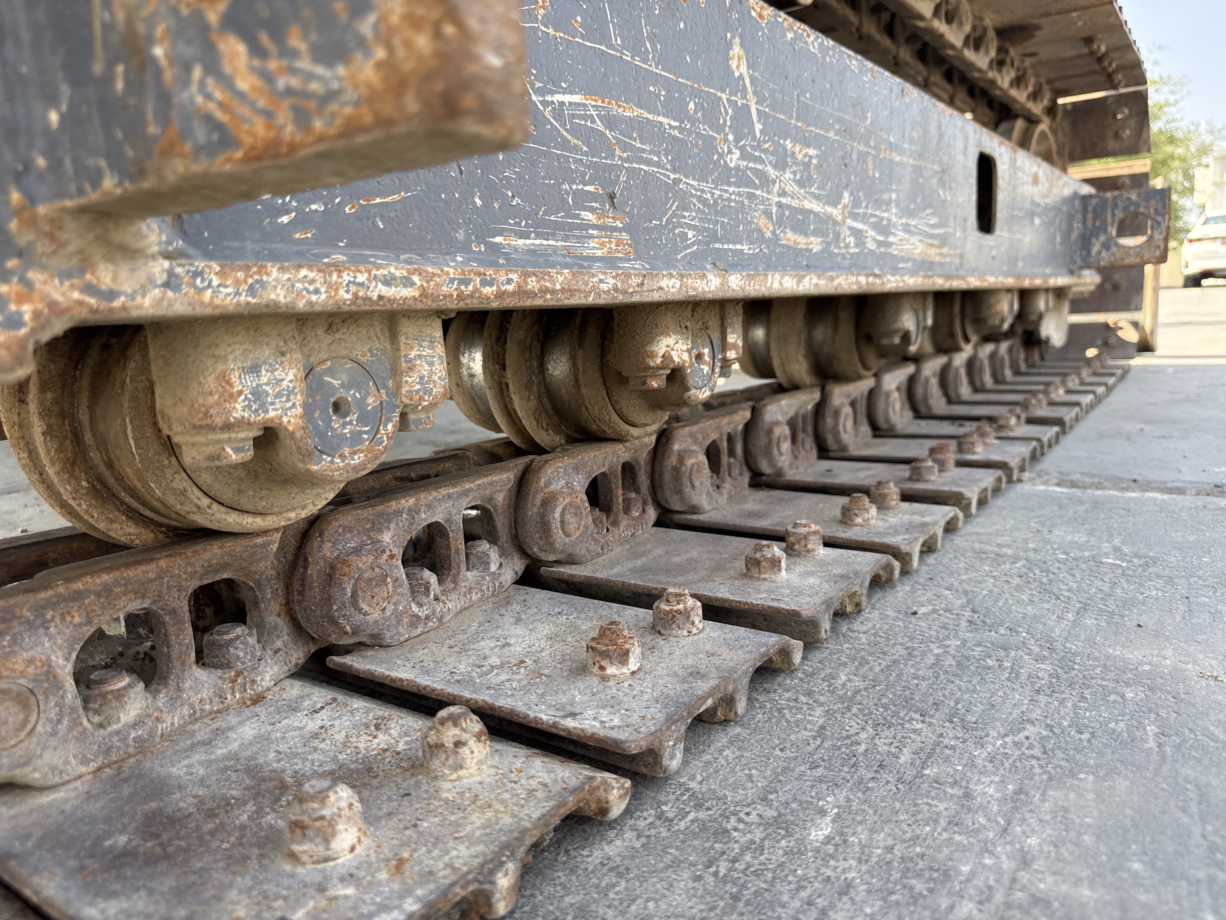 MNX-005-Komatsu-PC78UU-6-Mini-excavators-inspection-Undercarriage-Right-track-rollers-2