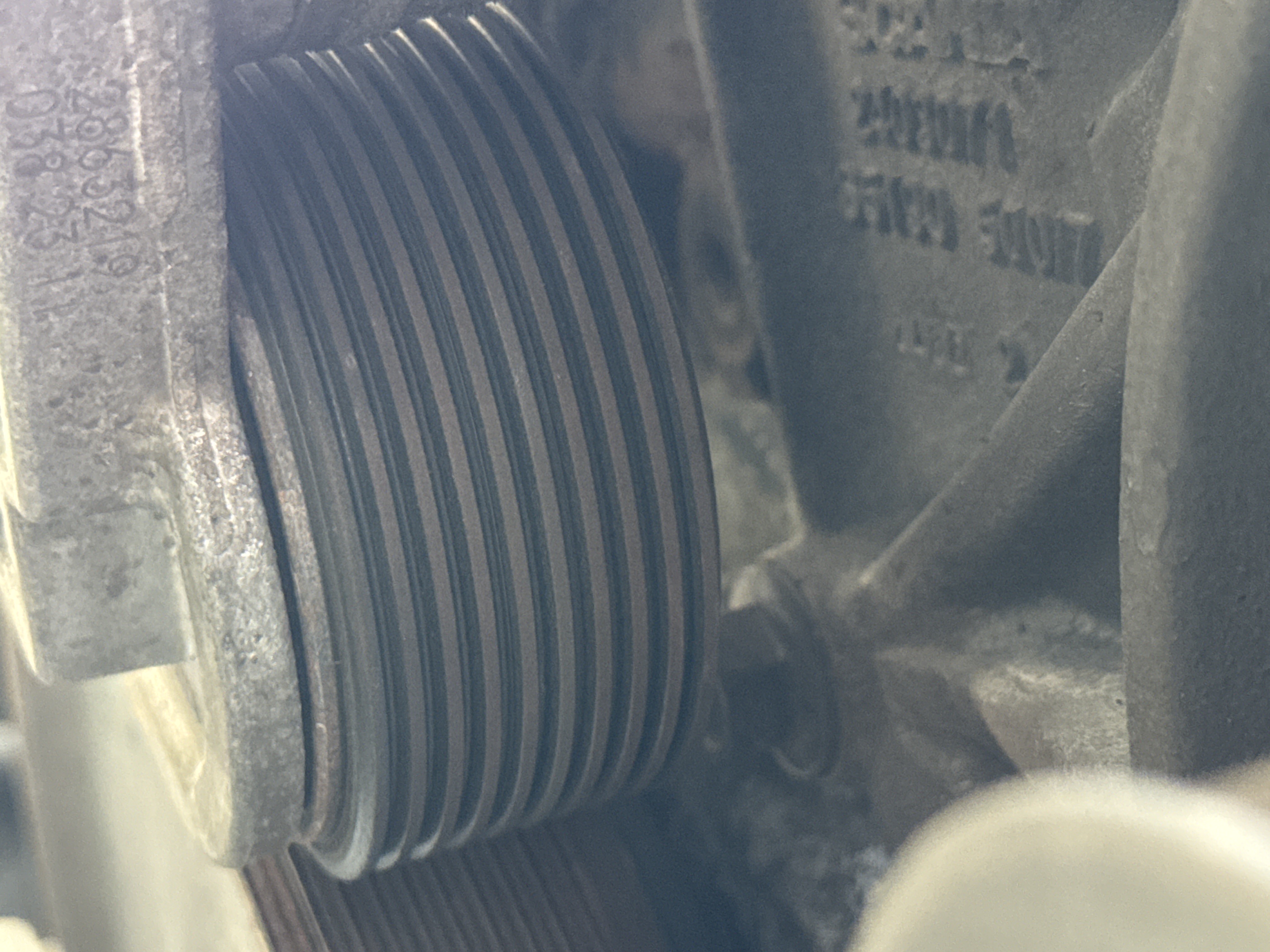 PMT-002-Scania-R410-Trailer-trucks-inspection-Engine-Belts-2