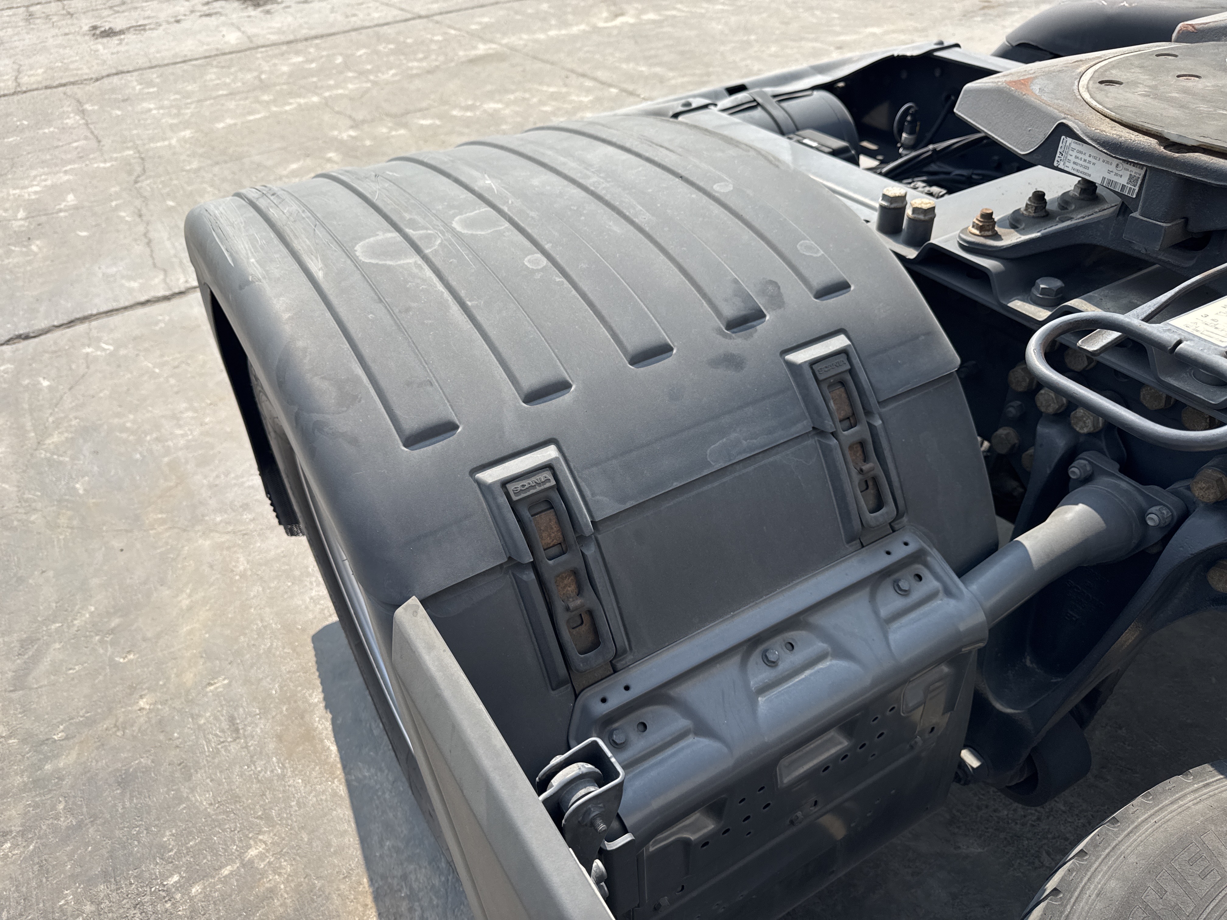 PMT-002-Scania-R410-Trailer-trucks-inspection-Structure-Sheet-metal-(fiberglass)-2