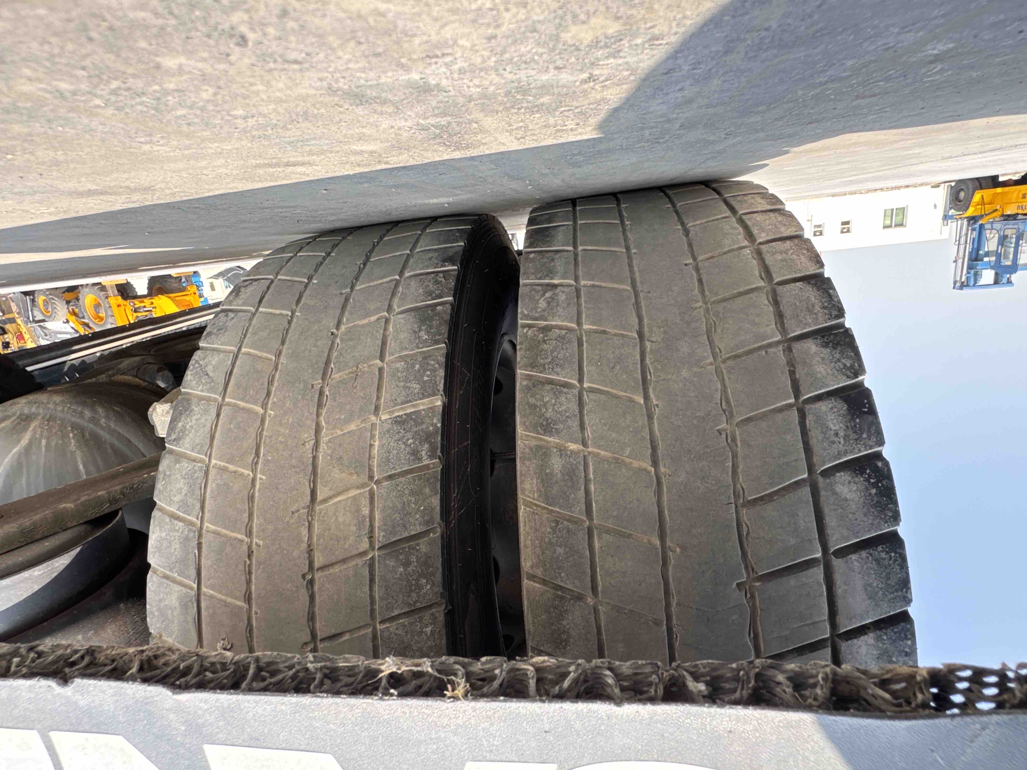 PMT-002-Scania-R410-Trailer-trucks-inspection-Chassis-Left-rear-tire-/-wheel-hub---condition-2