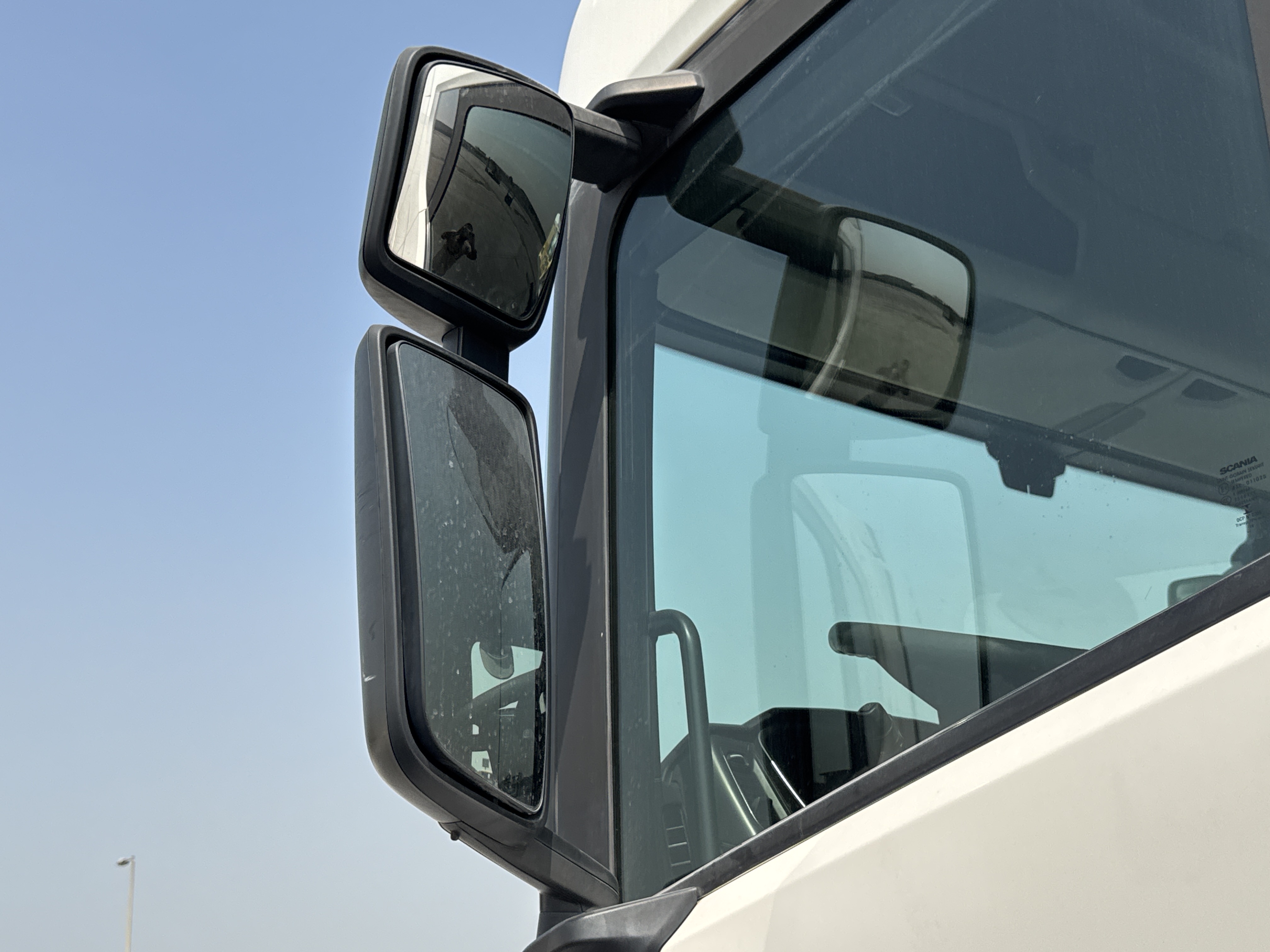 PMT-002-Scania-R410-Trailer-trucks-inspection-Cabin-Mirrors-2
