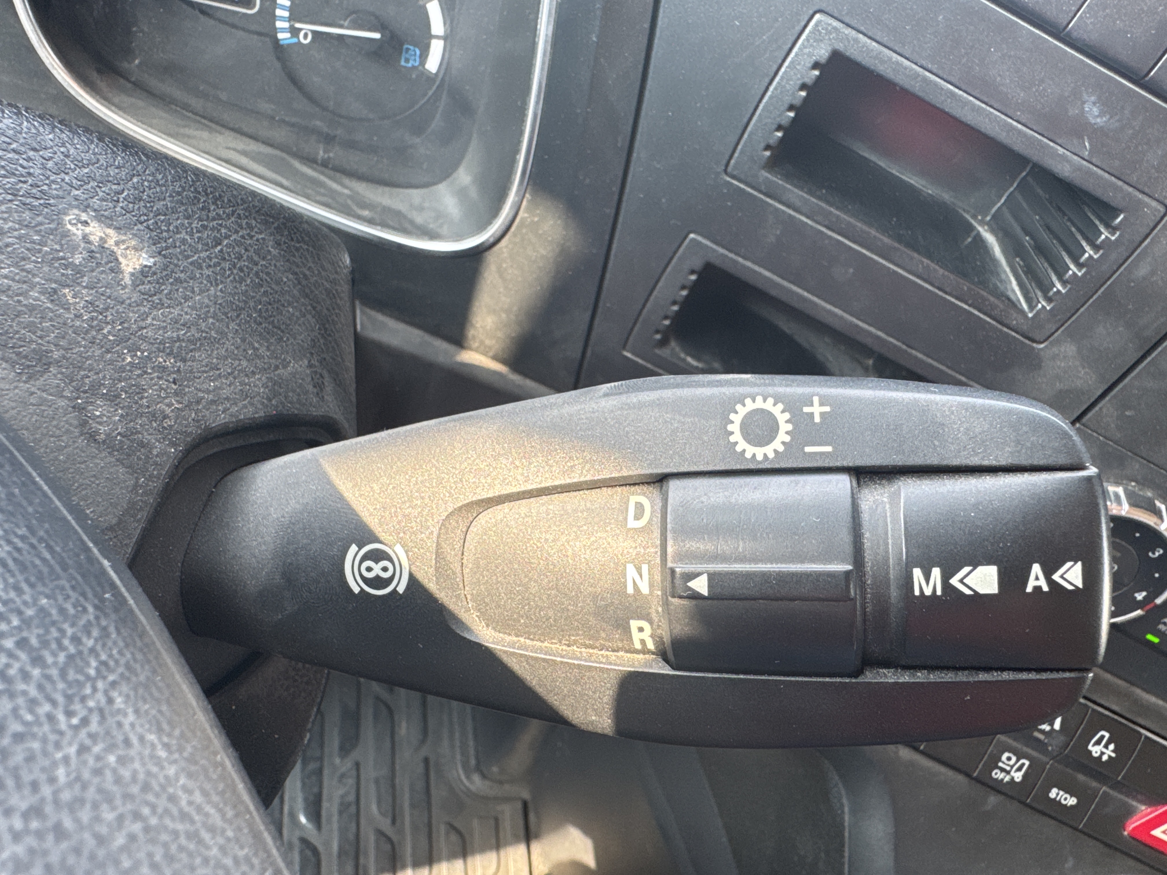 PMT-001-Mercedes-Benz-Actros-1845-Trailer-trucks-inspection-Cabin-Gear-lever-2