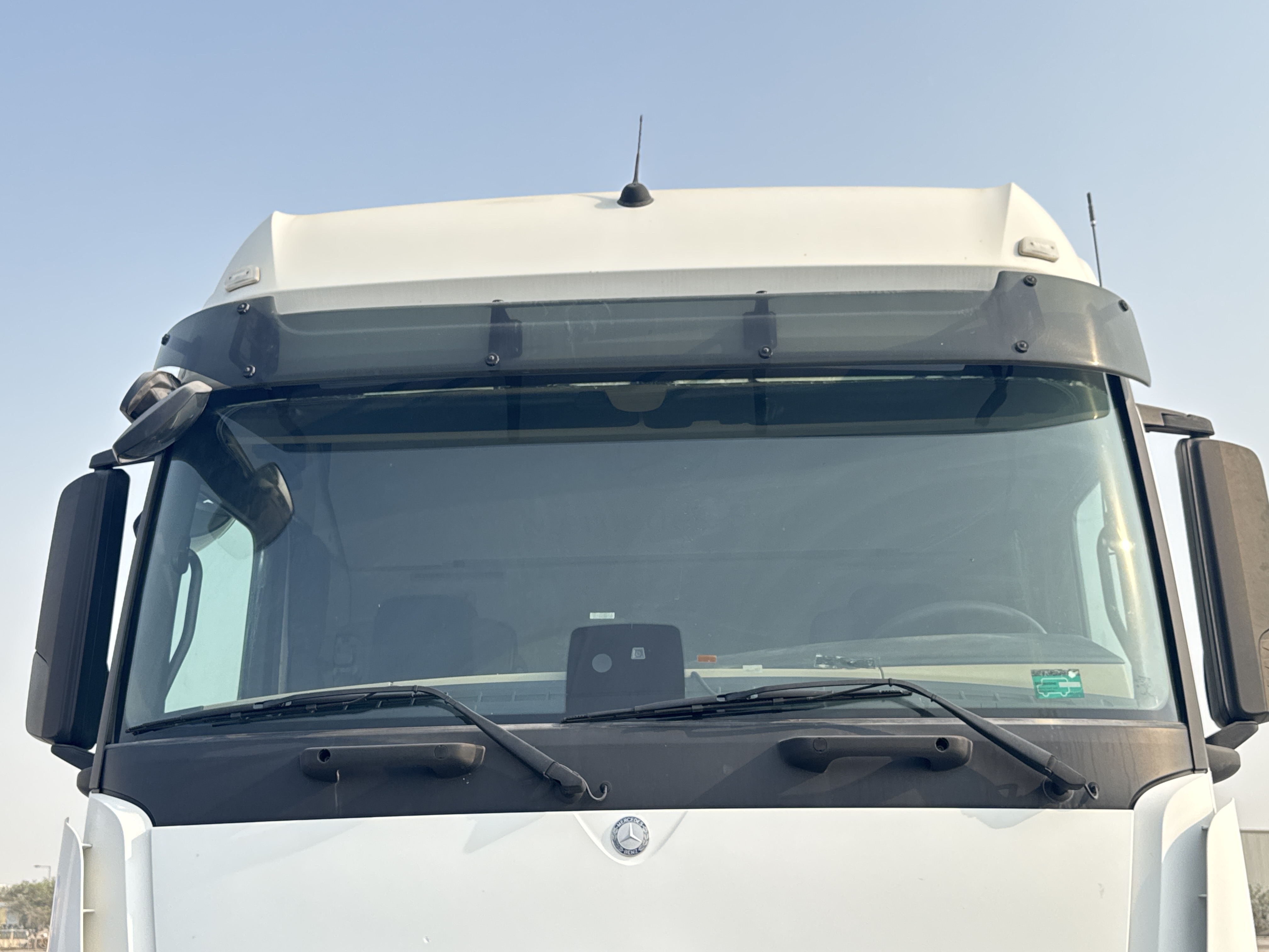 PMT-001-Mercedes-Benz-Actros-1845-Trailer-trucks-inspection-Safety-Glass-2